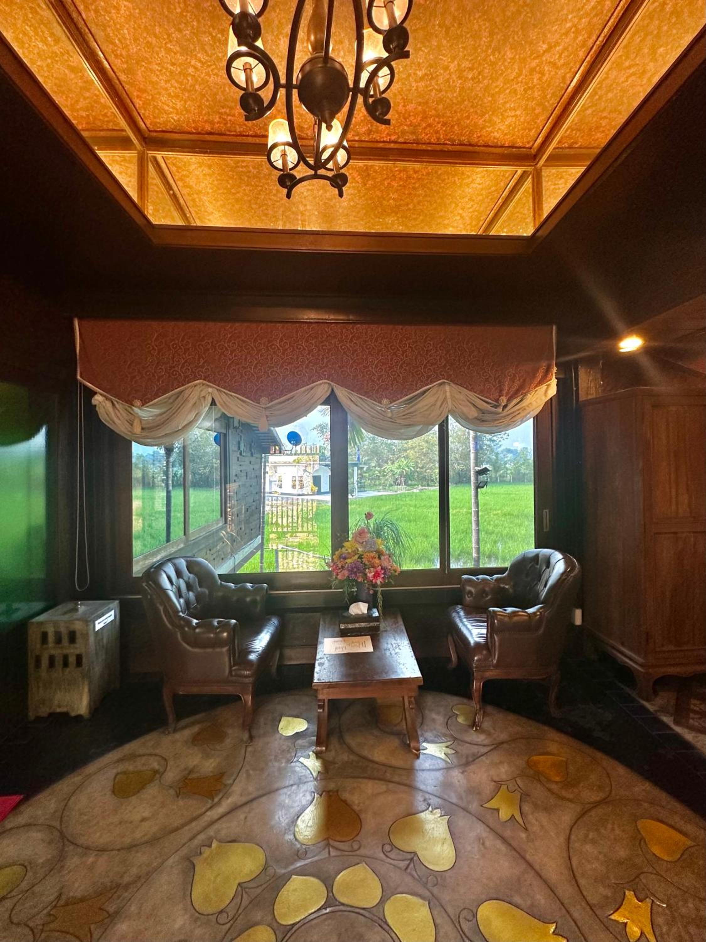 Bantunglom Resort