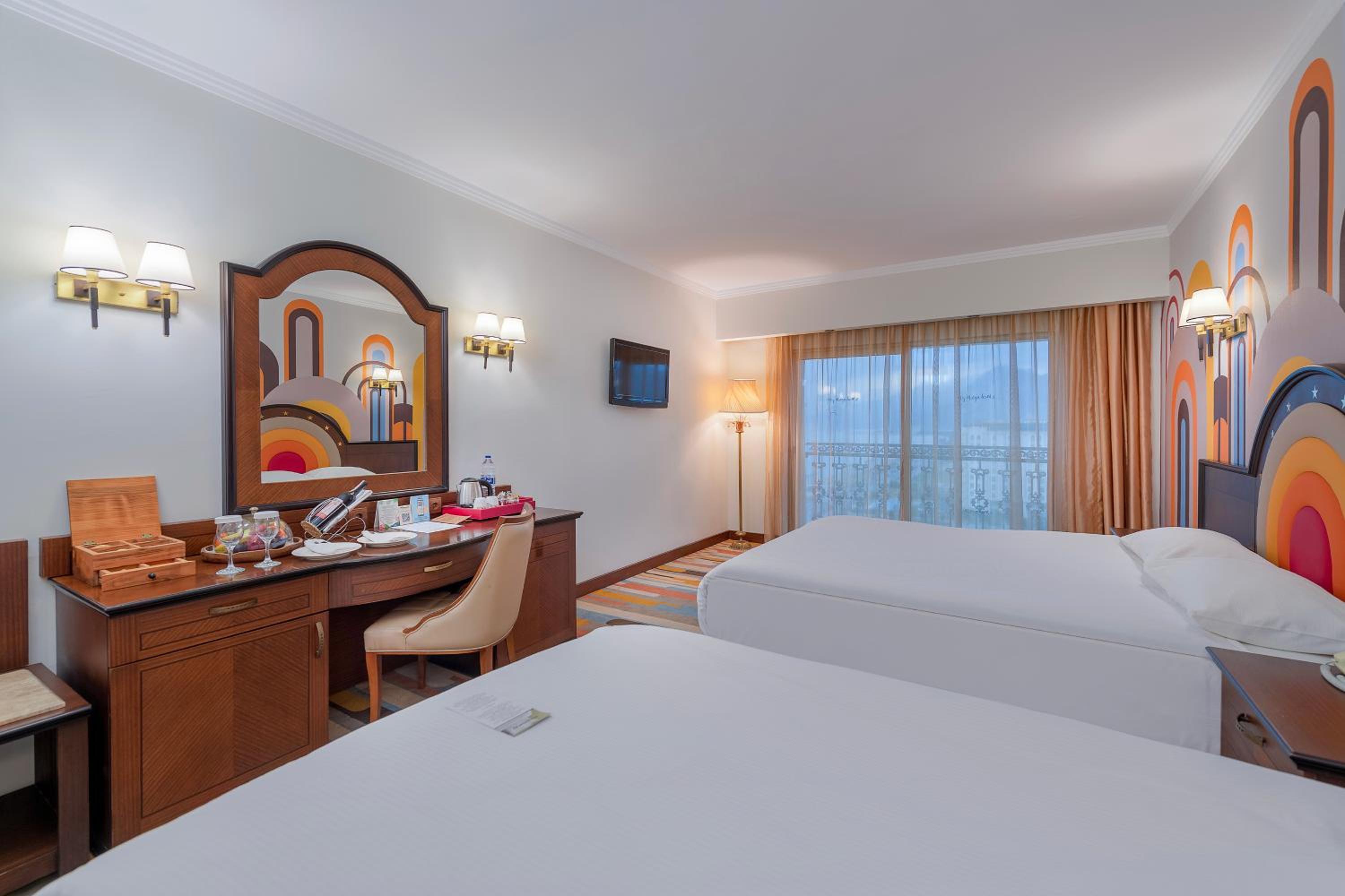 Megasaray Westbeach Antalya - Image 29