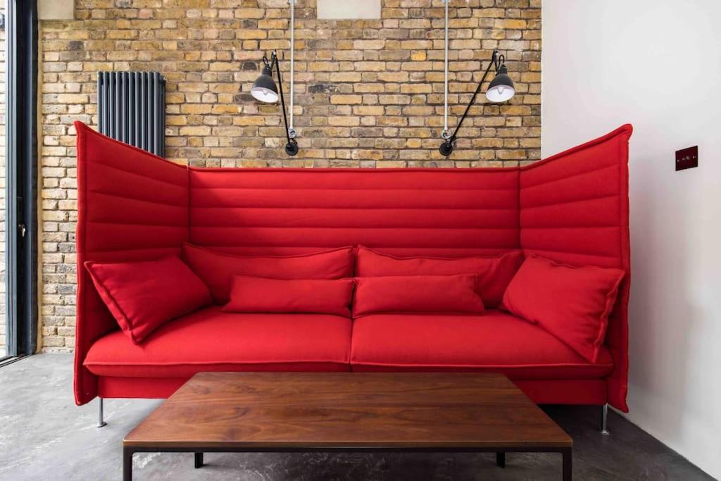 Stunning Notting Hill, 3 BD, fine Street, Garden