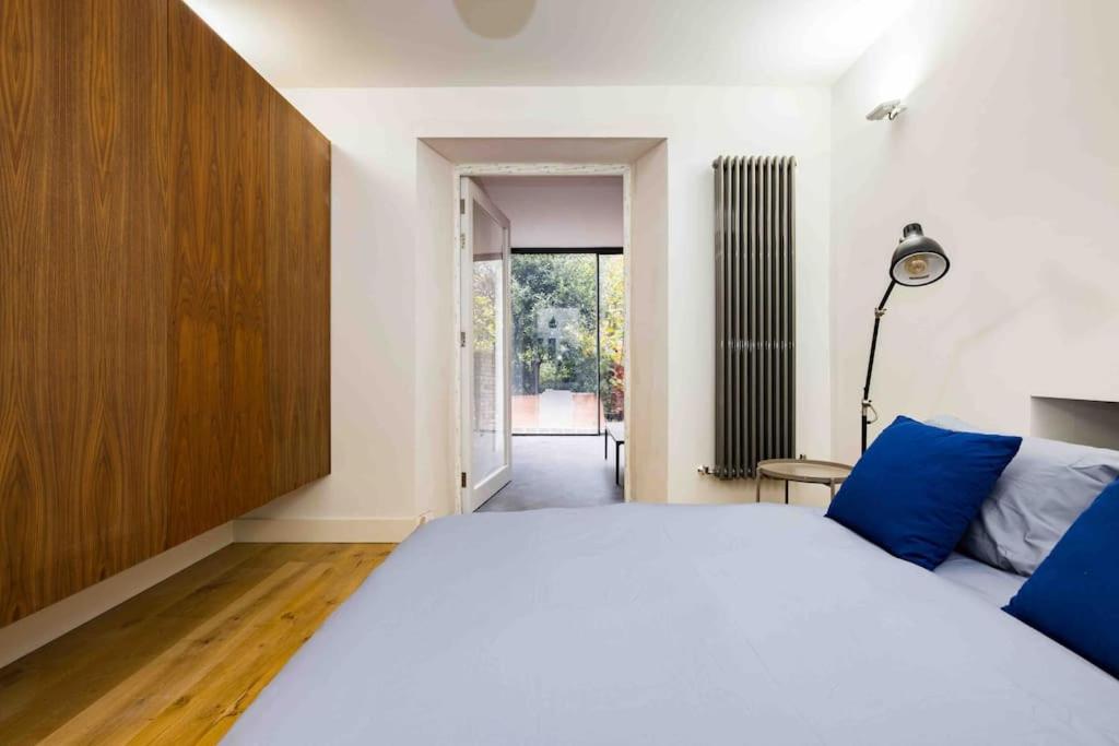 Stunning Notting Hill, 3 BD, fine Street, Garden