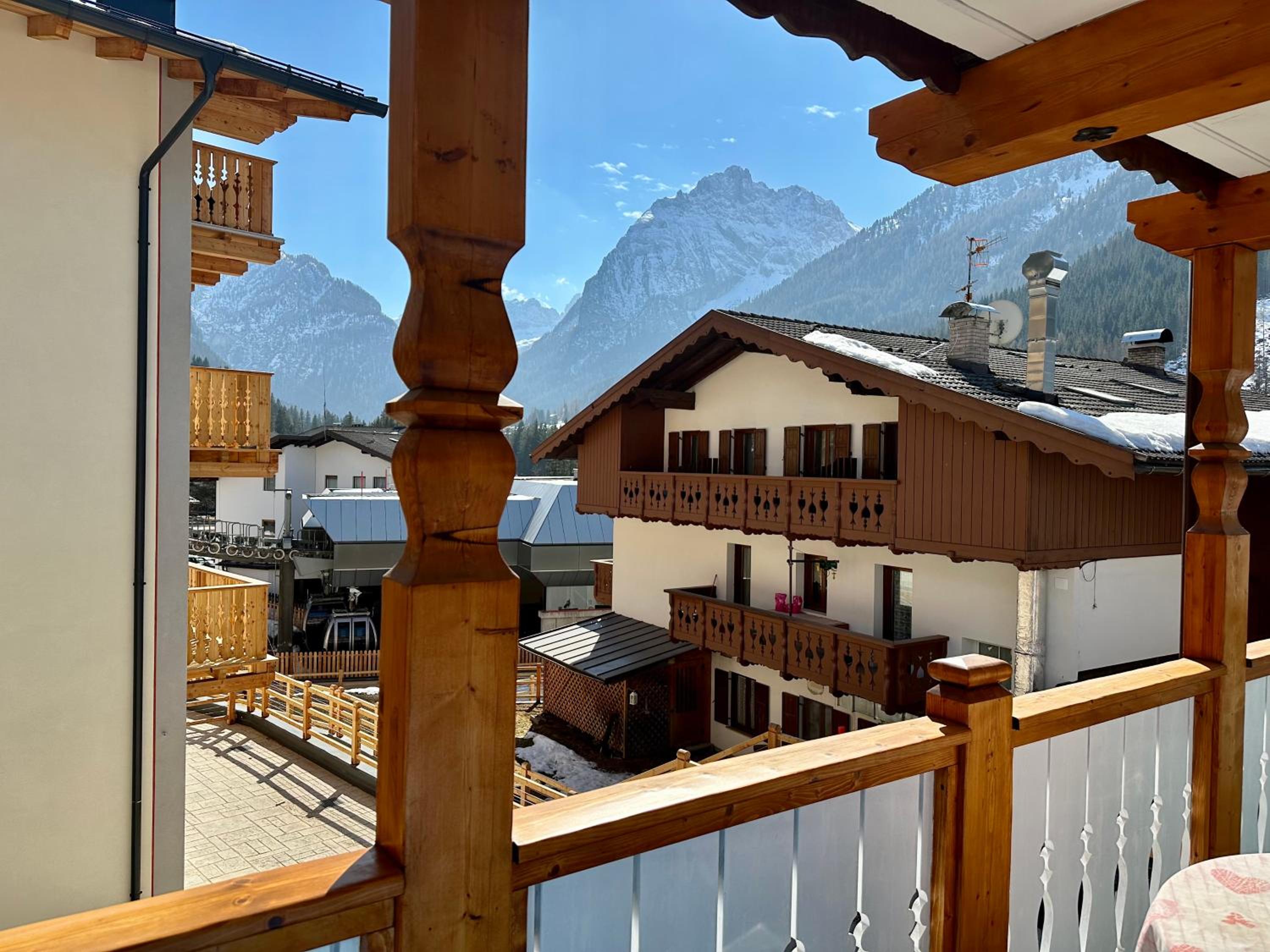 B&B Family Accommodation Canazei BIKE FRIENDLY