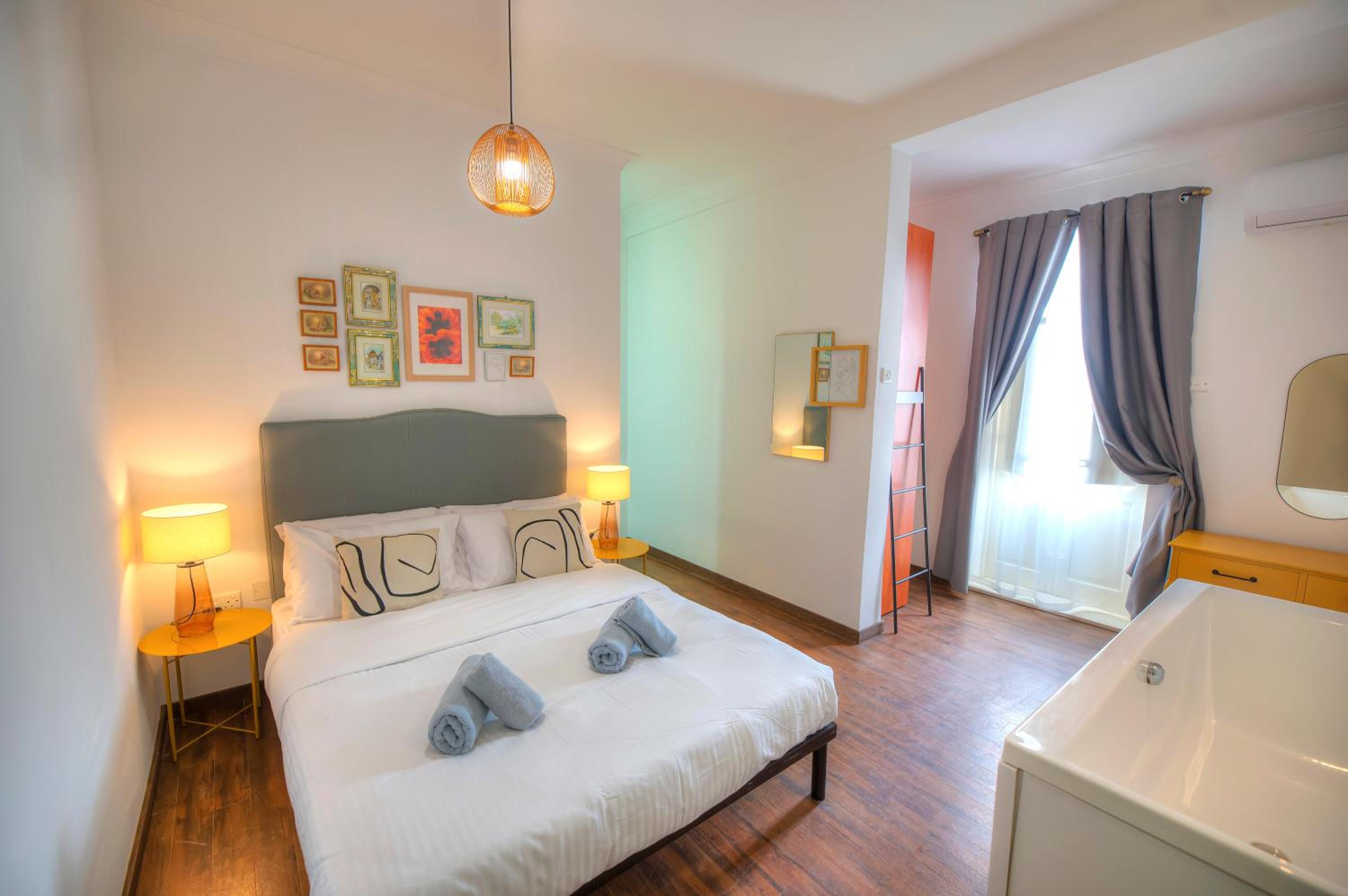 Chic 2bedroom apartment near Sliema ferries CESI1-1 view 5