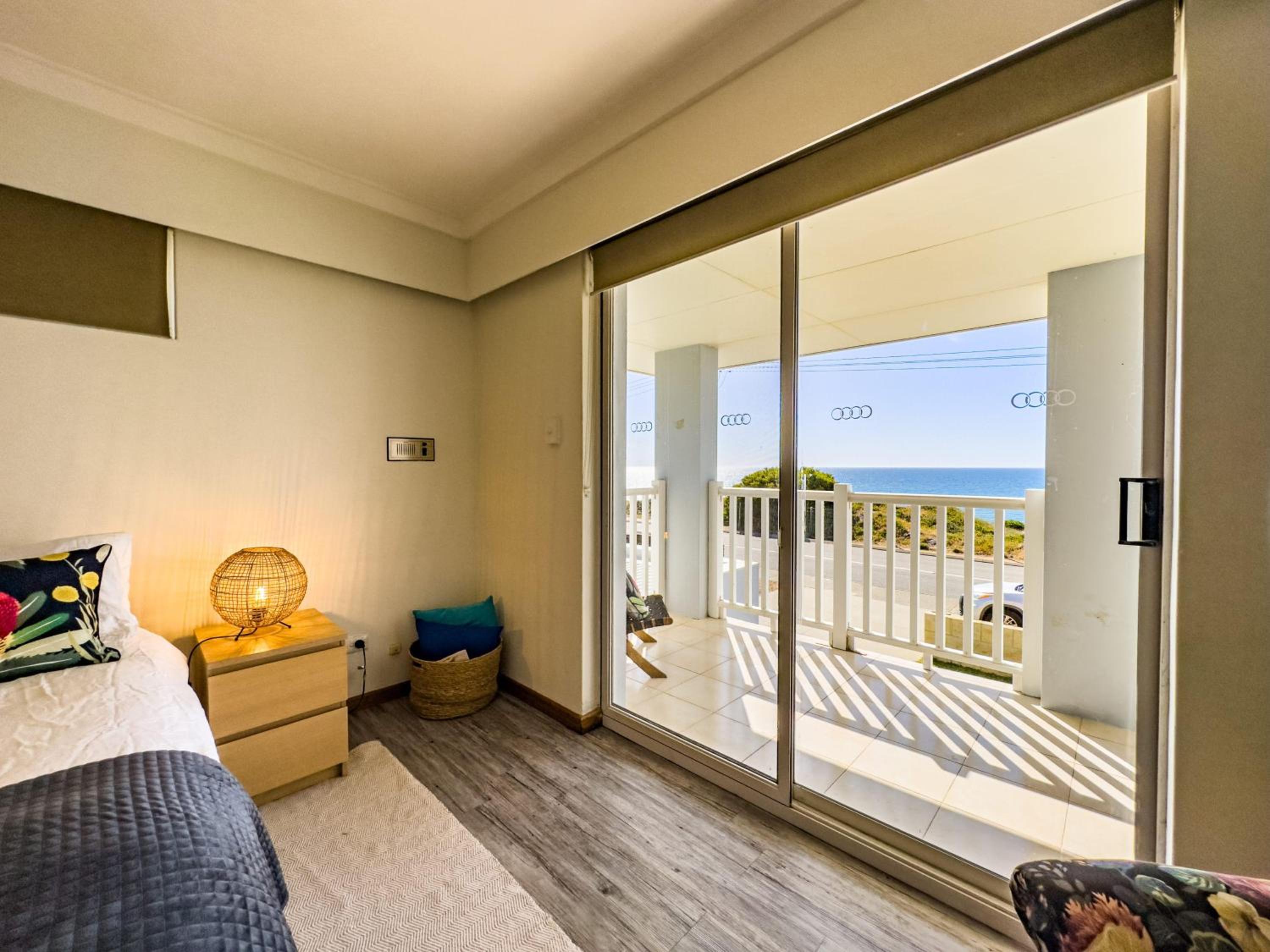 Blue Bay Beach Stay - Mandurah