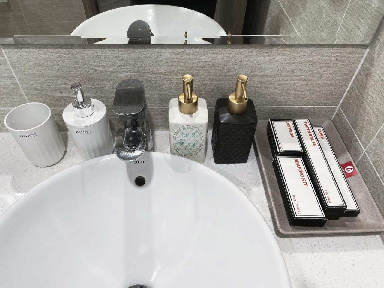 Vinhomes Ocean Park - Ctrl S by 1996 - The Luxe with bathtub - The Light with bathtub and projector - The Vintage with high floor - The Indochine with open