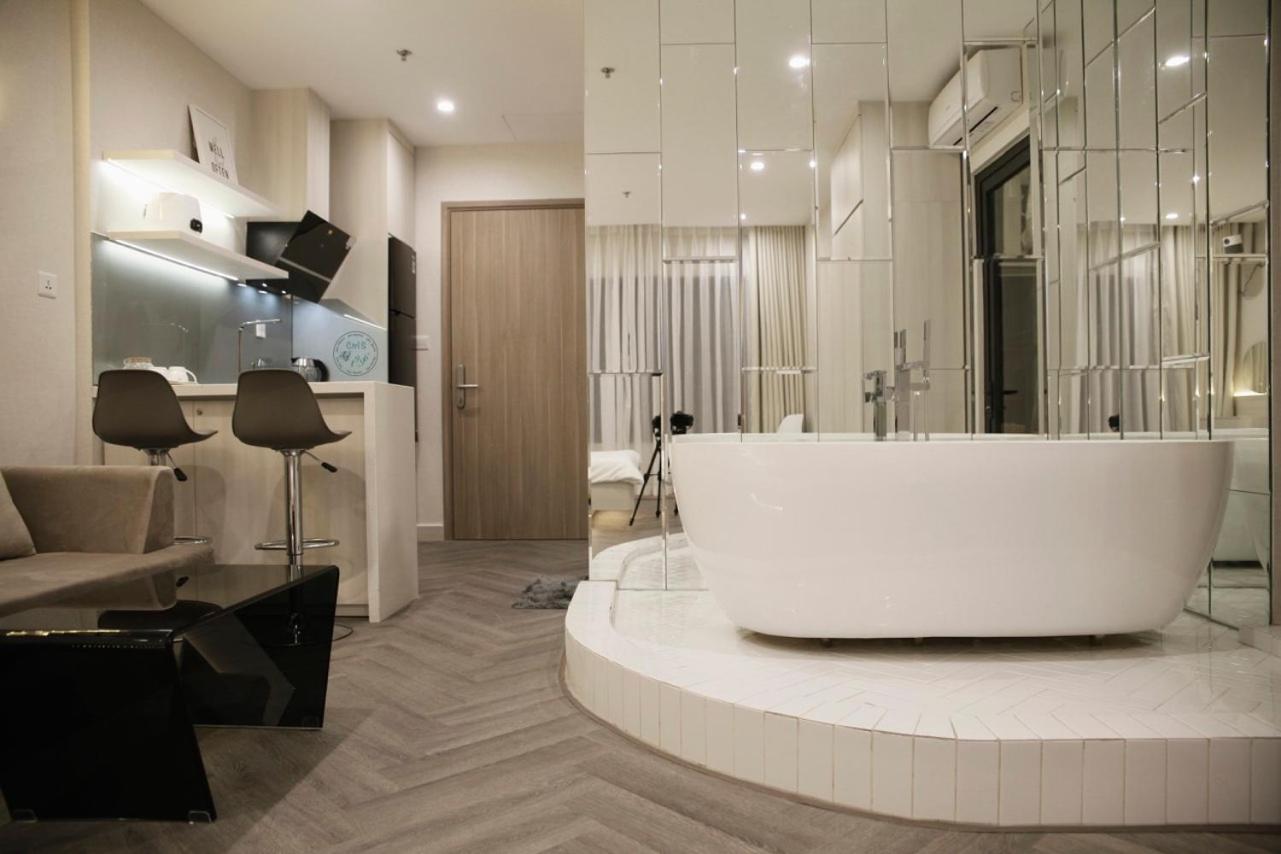 Vinhomes Ocean Park - Ctrl S by 1996 - The Luxe with bathtub - The Light with bathtub and projector - The Vintage with high floor - The Indochine with open