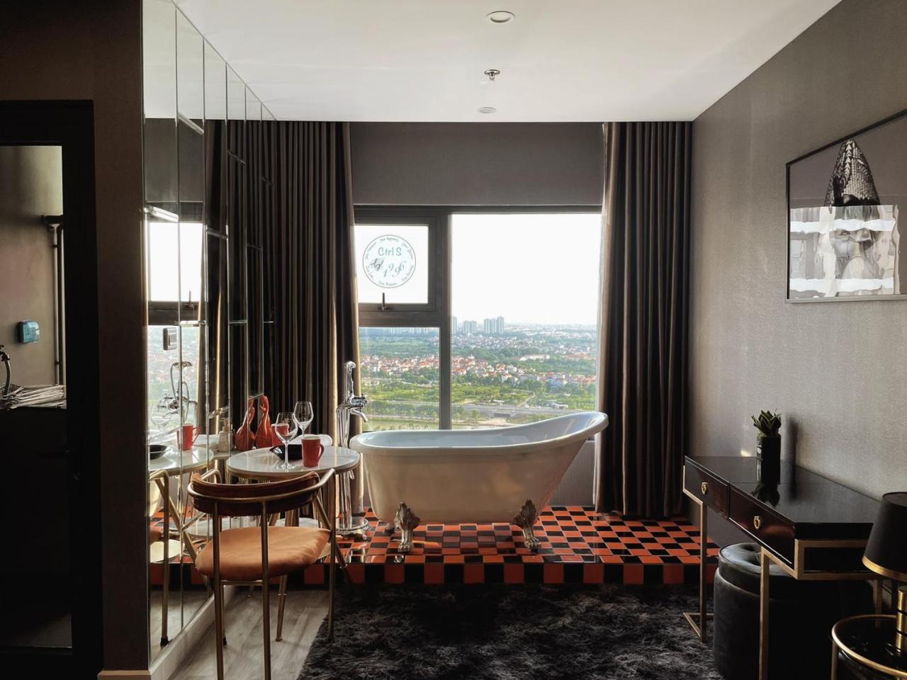 Vinhomes Ocean Park - Ctrl S by 1996 - The Luxe with bathtub - The Light with bathtub and projector - The Vintage with high floor - The Indochine with open
