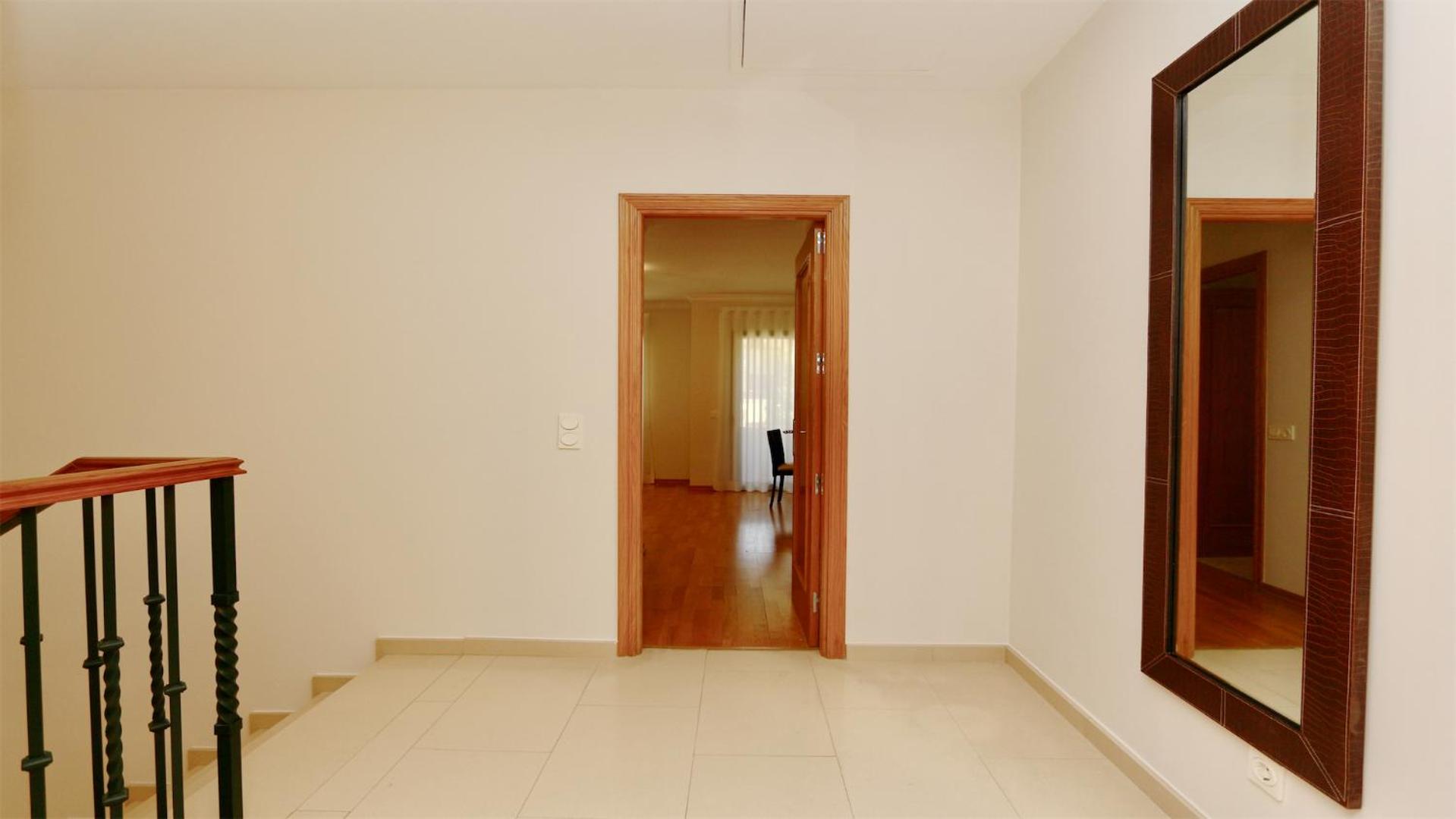 Los Olivos Del Golf 249- CleverDetails, Sleeps 6 Adults 1 Child view 5