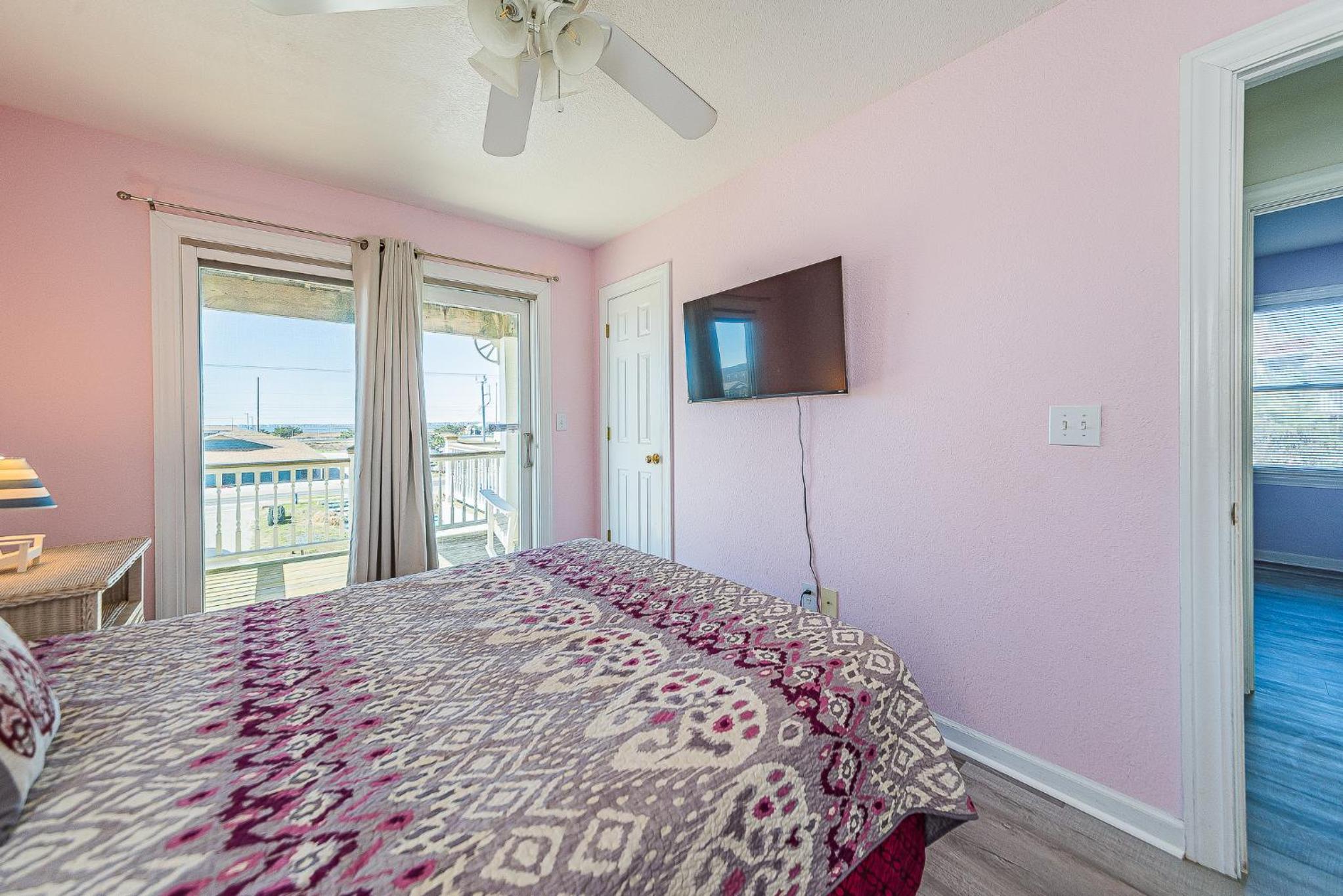 Savannah - Nags Head MP 16, Oceanfront, Direct Beach Access, Pool, Hot Tub, Pool Table