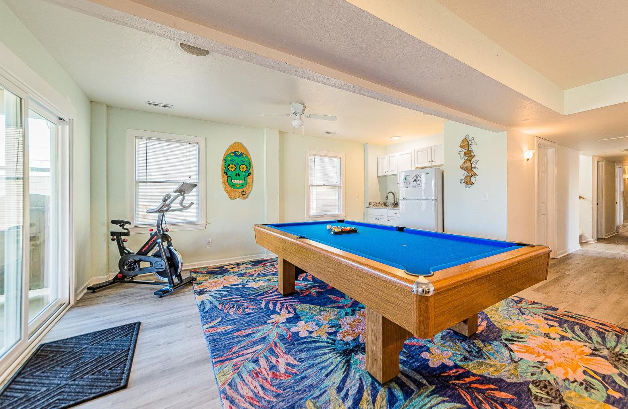 Savannah - Nags Head MP 16, Oceanfront, Direct Beach Access, Pool, Hot Tub, Pool Table