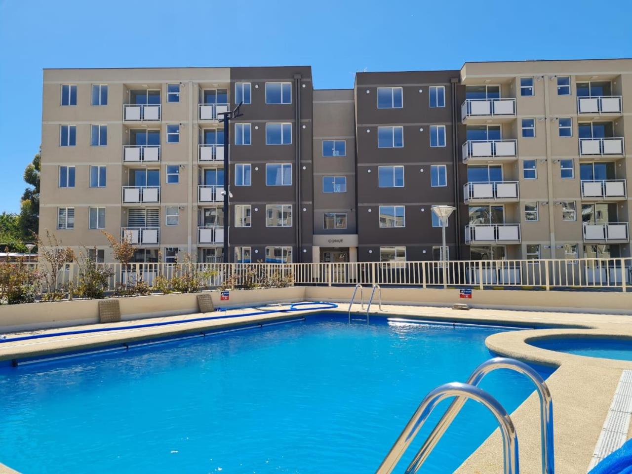 Apartment With Pool Access