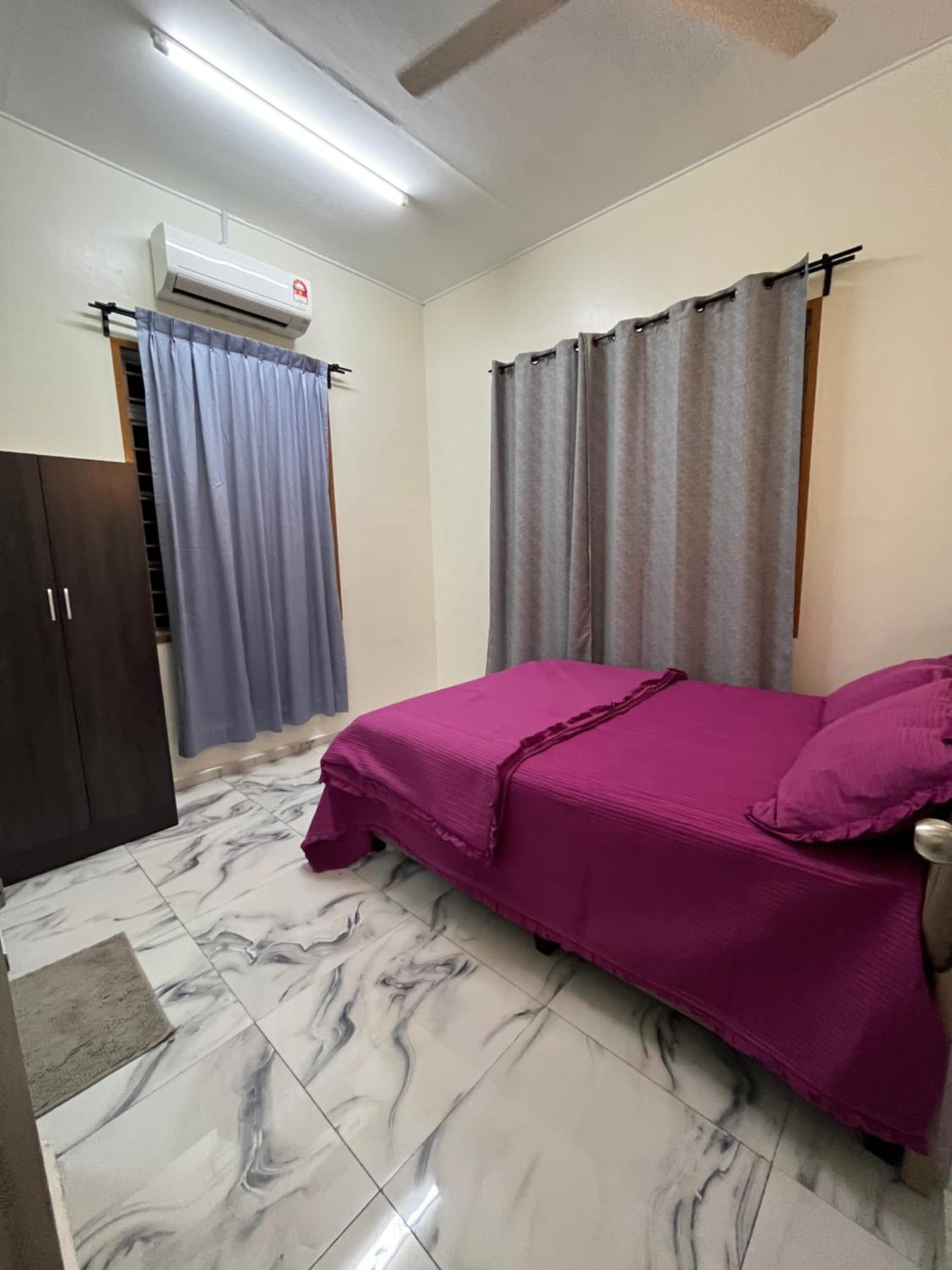 Rumah Tamu Zeha Muar Johor