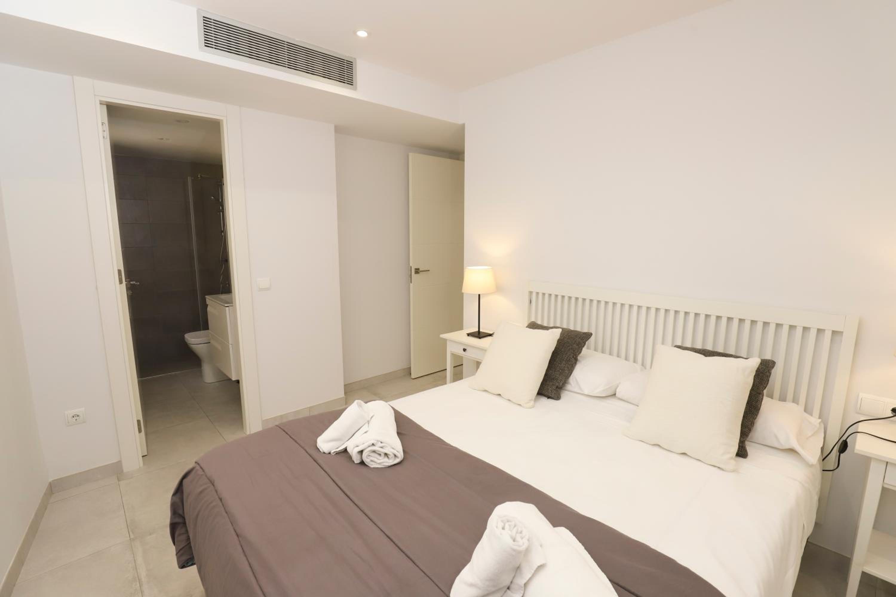 DIFFERENTFLATS Barcino en Salou