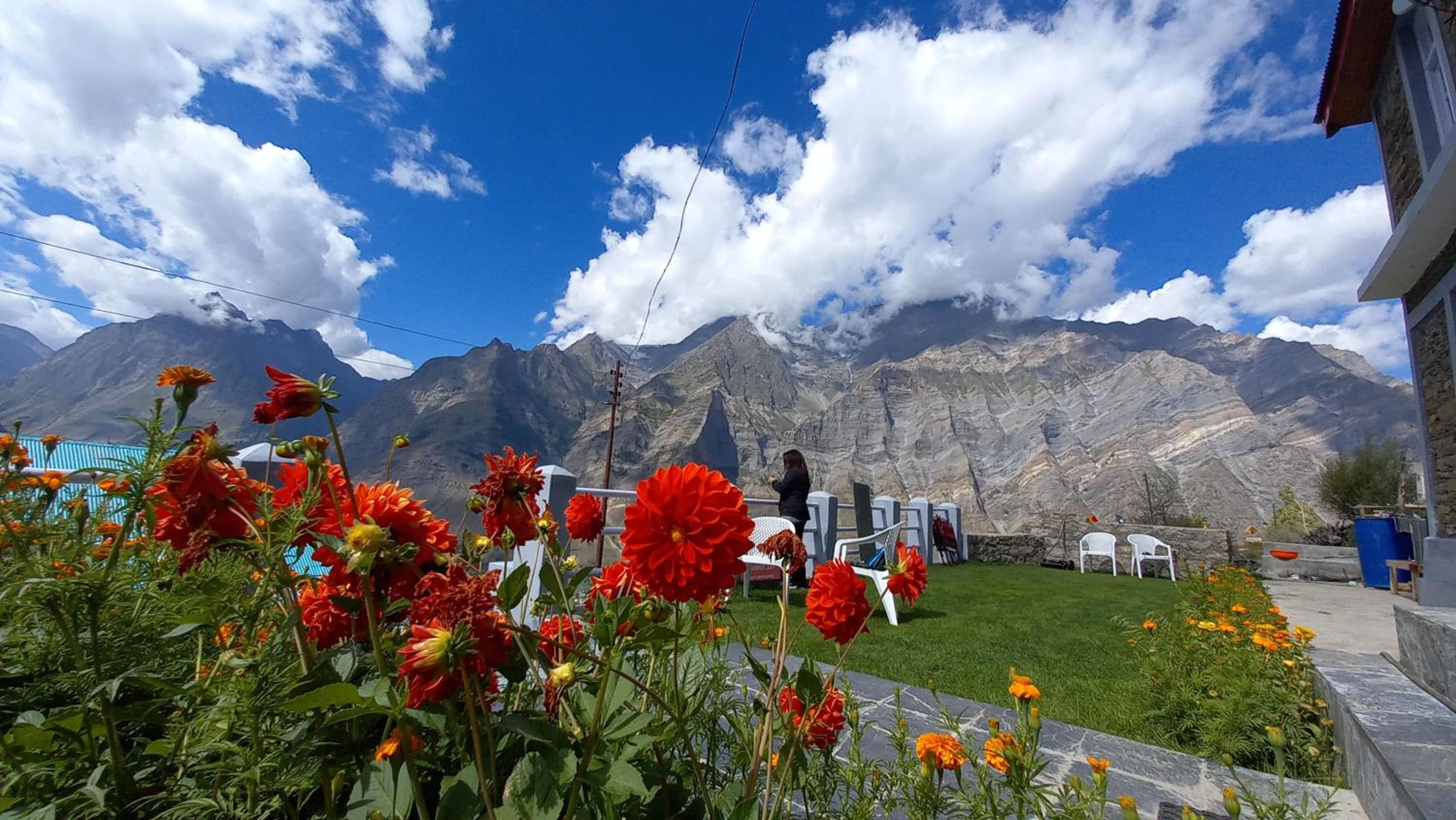 Lahaul Home Stay Sumnam view 2