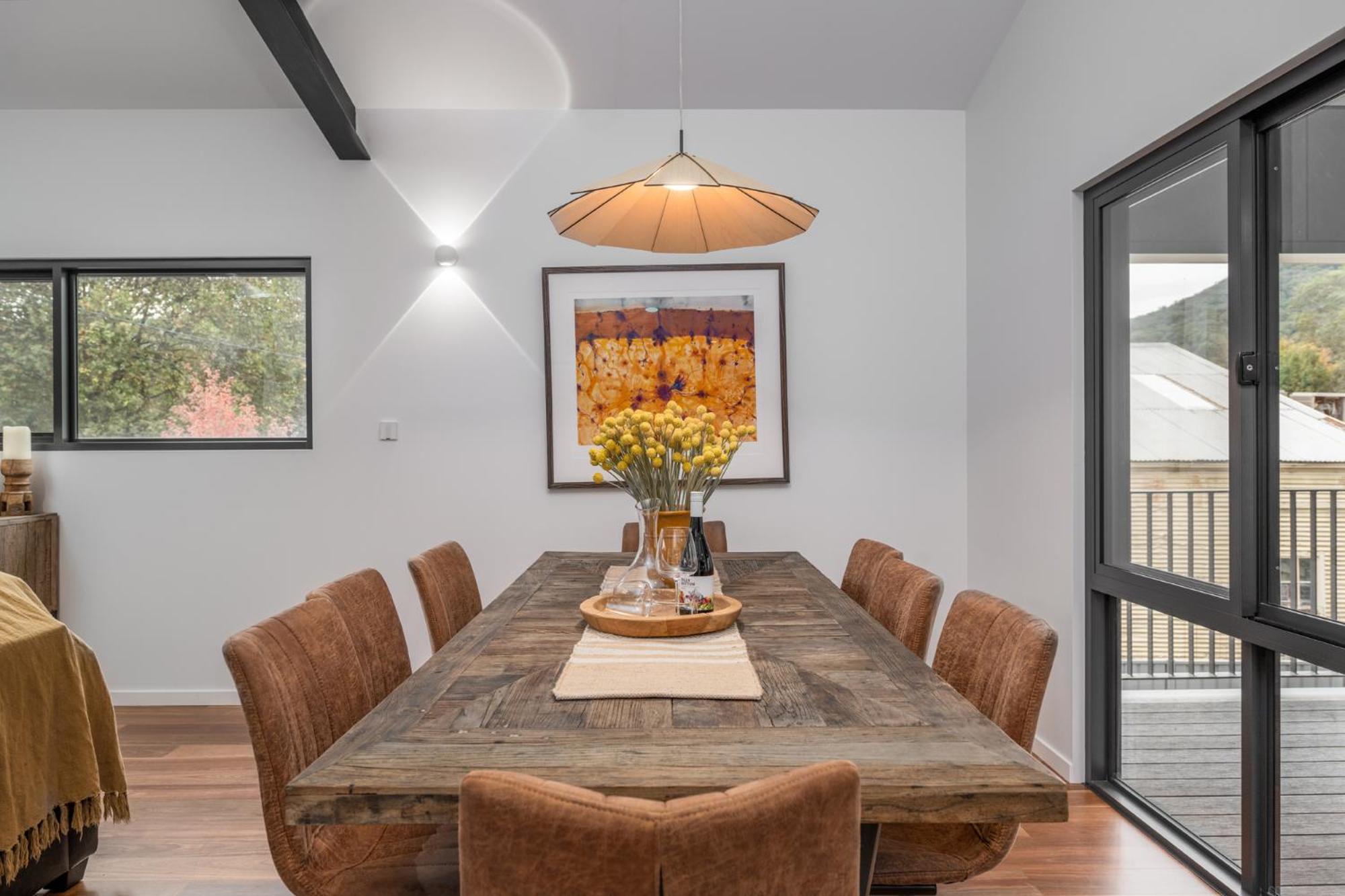 Olsen Penthouse - Art House Townhouses