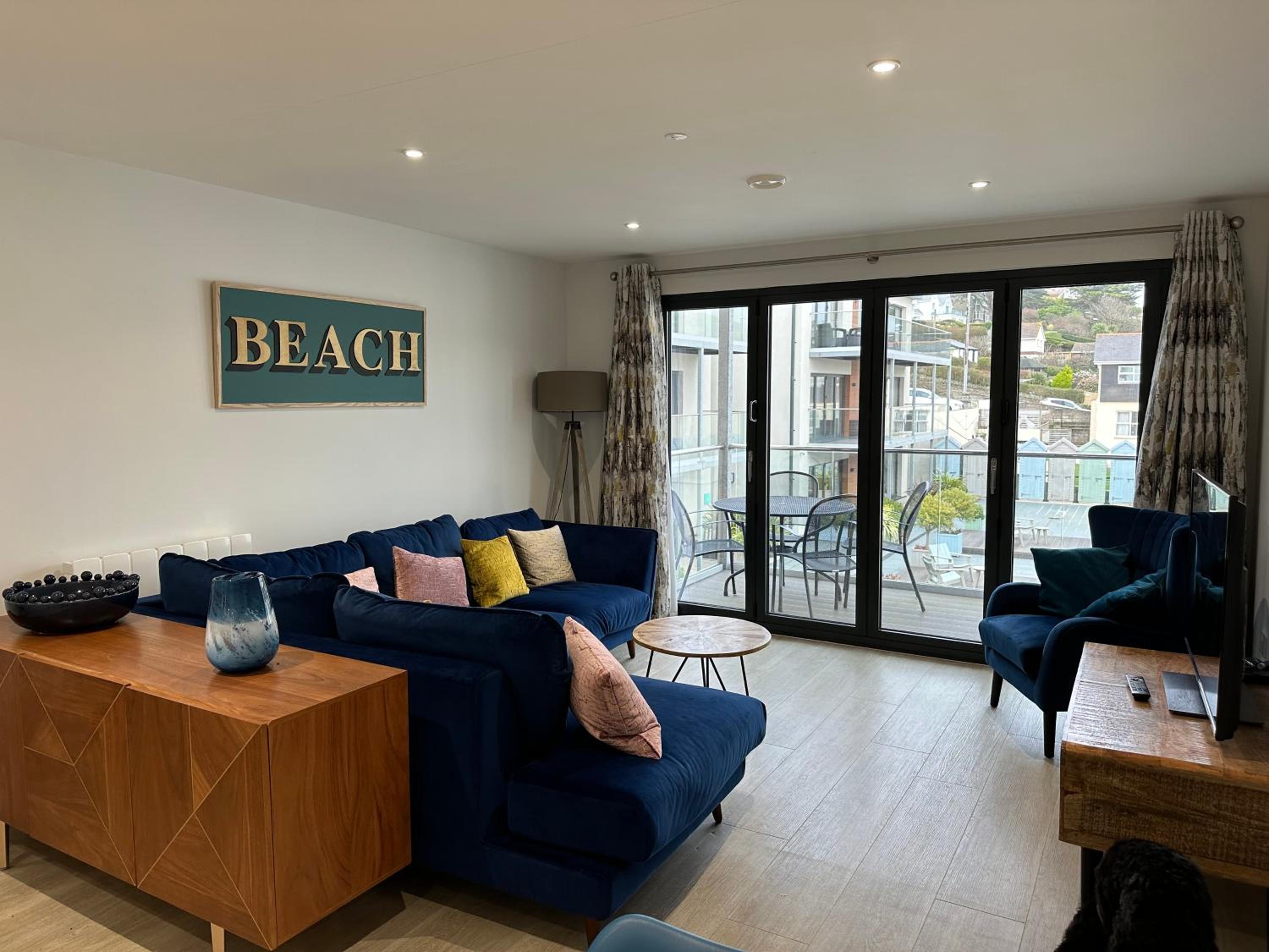 7 Putsborough - Luxury Apartment at Byron Woolacombe, only 4 minute walk to Woolacombe Beach! view 5