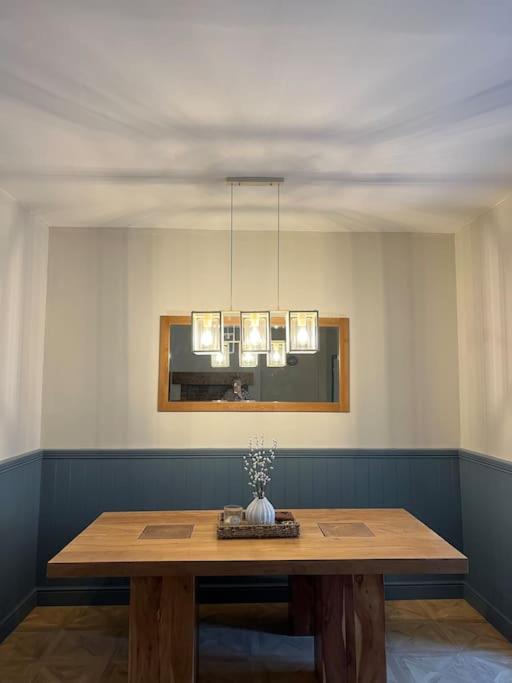 The Boathouse - Hottub - Sleeps 6, photo 19