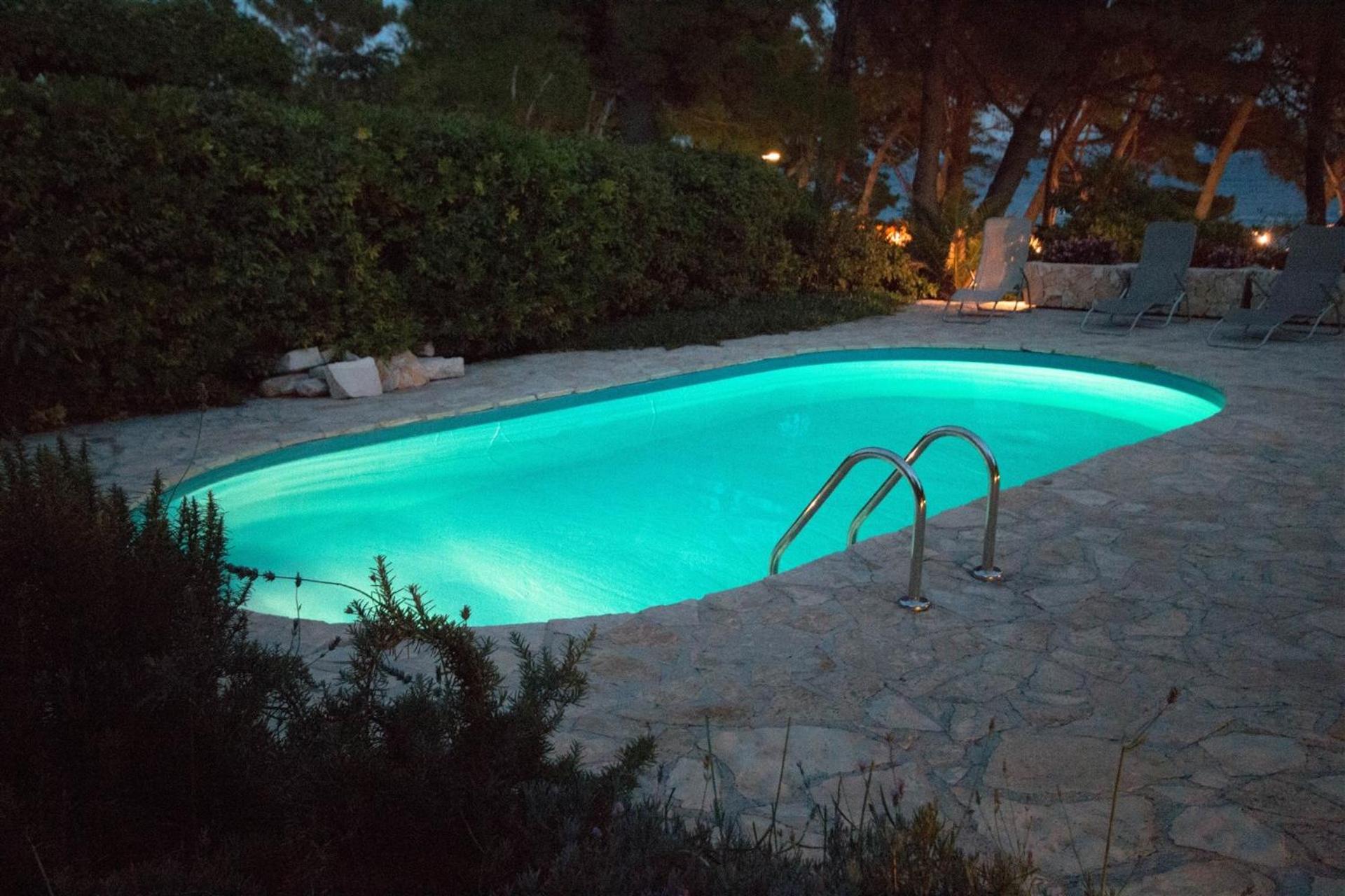 Stunning Bol Villa 4 Bedrooms Villa Zlatni Rat Stunning Location view 3
