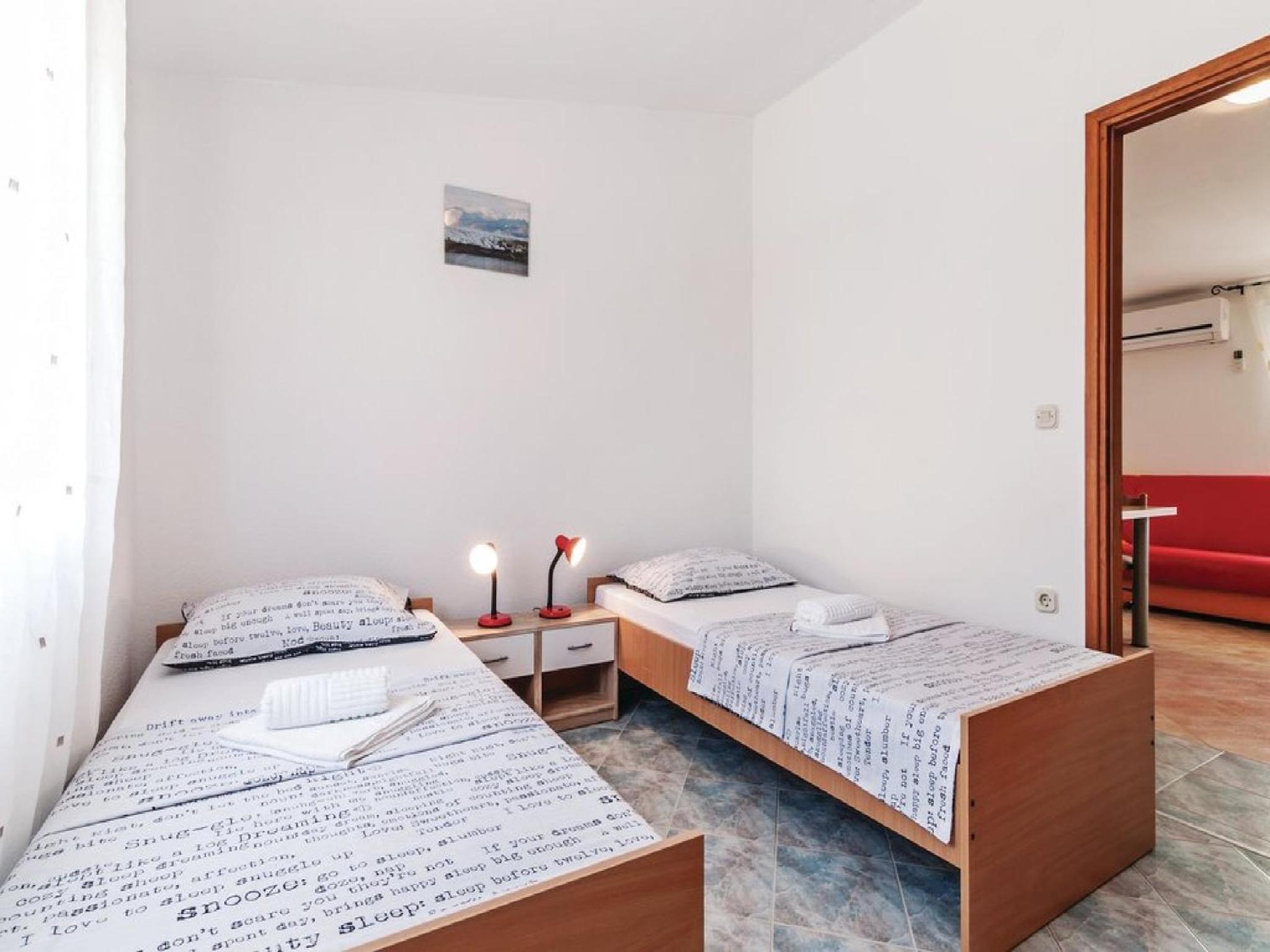 Apartments Hak