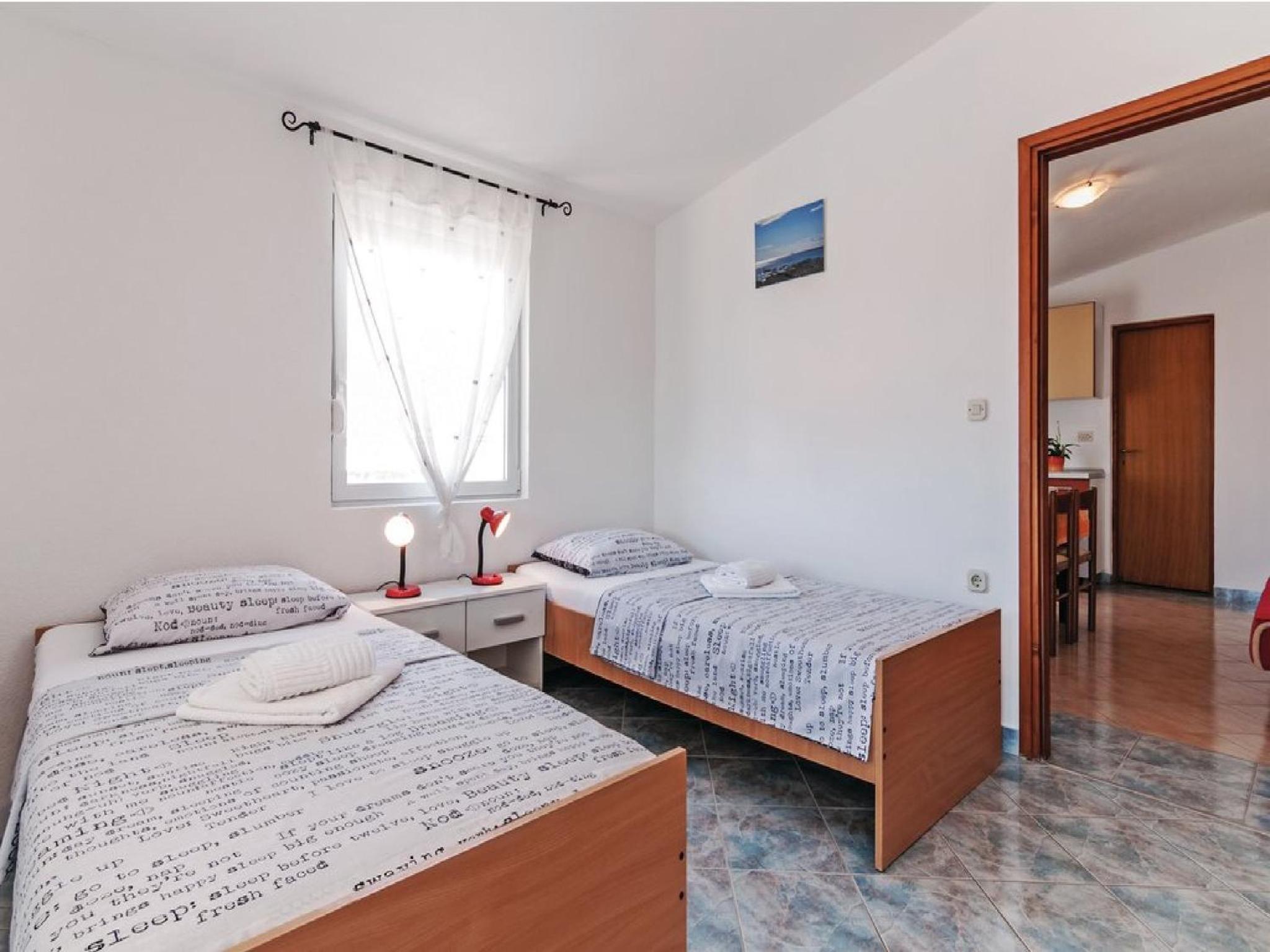 Apartments Hak