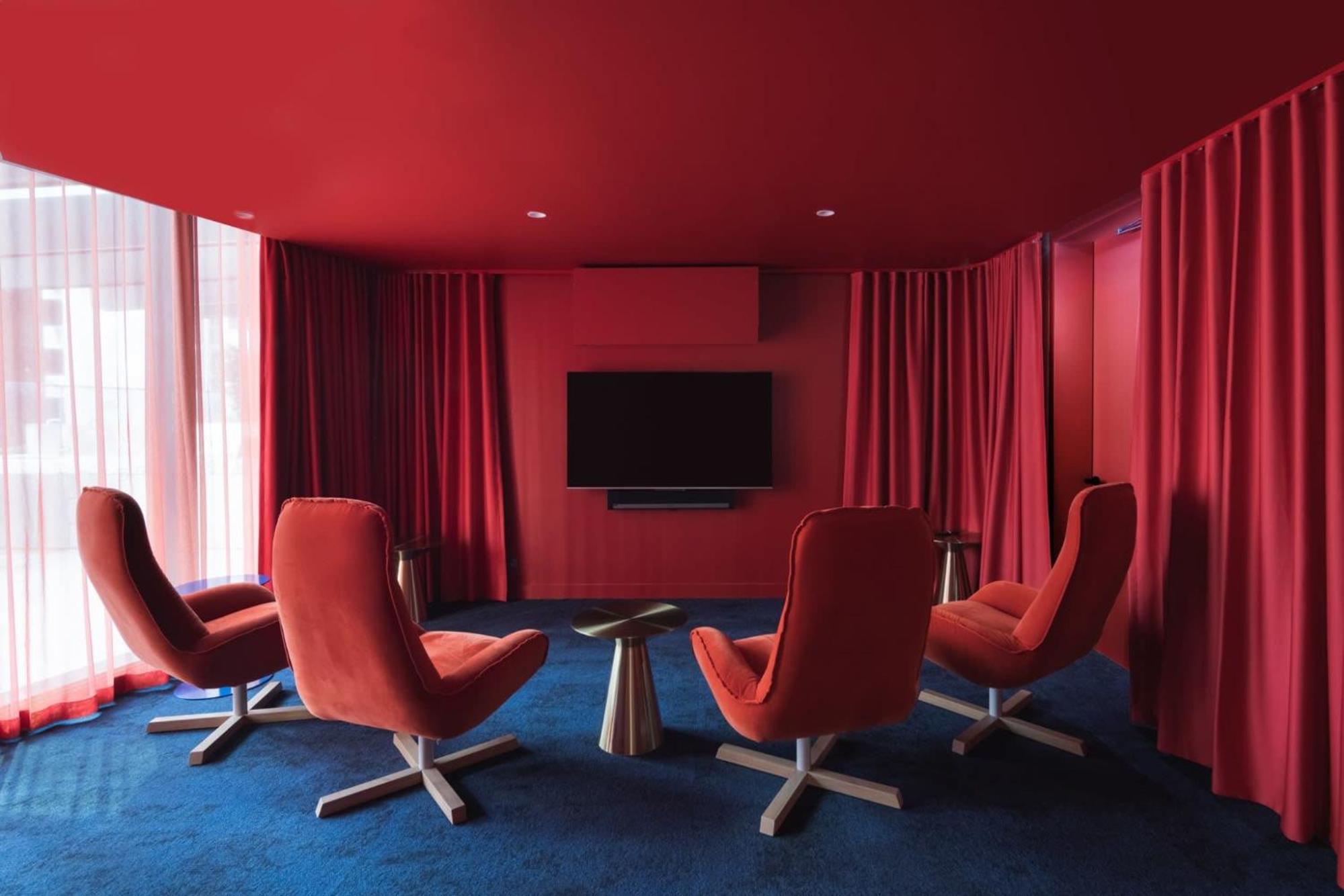 lounge