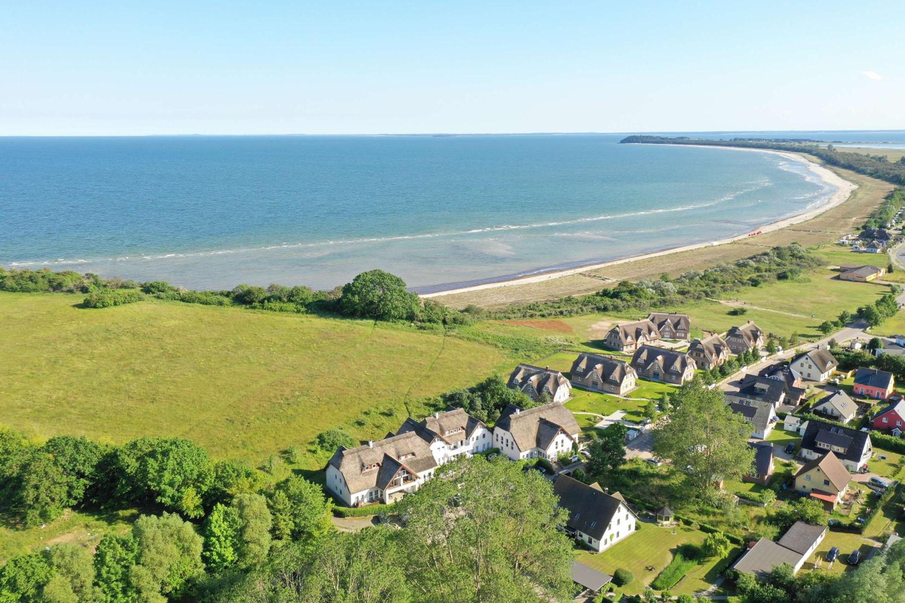 Strandhaus Mönchgut Ferienwohnung 02 mit Sauna und Schwimmbadnutzung im AHOI Sellin