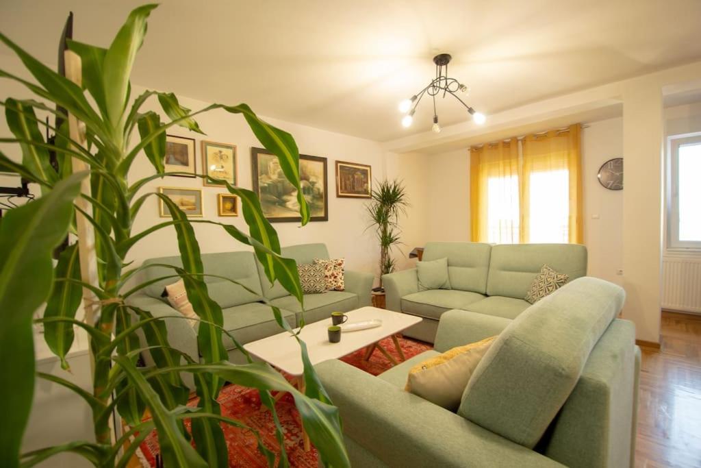 Spacious, central and luxury flat with great view! view 4
