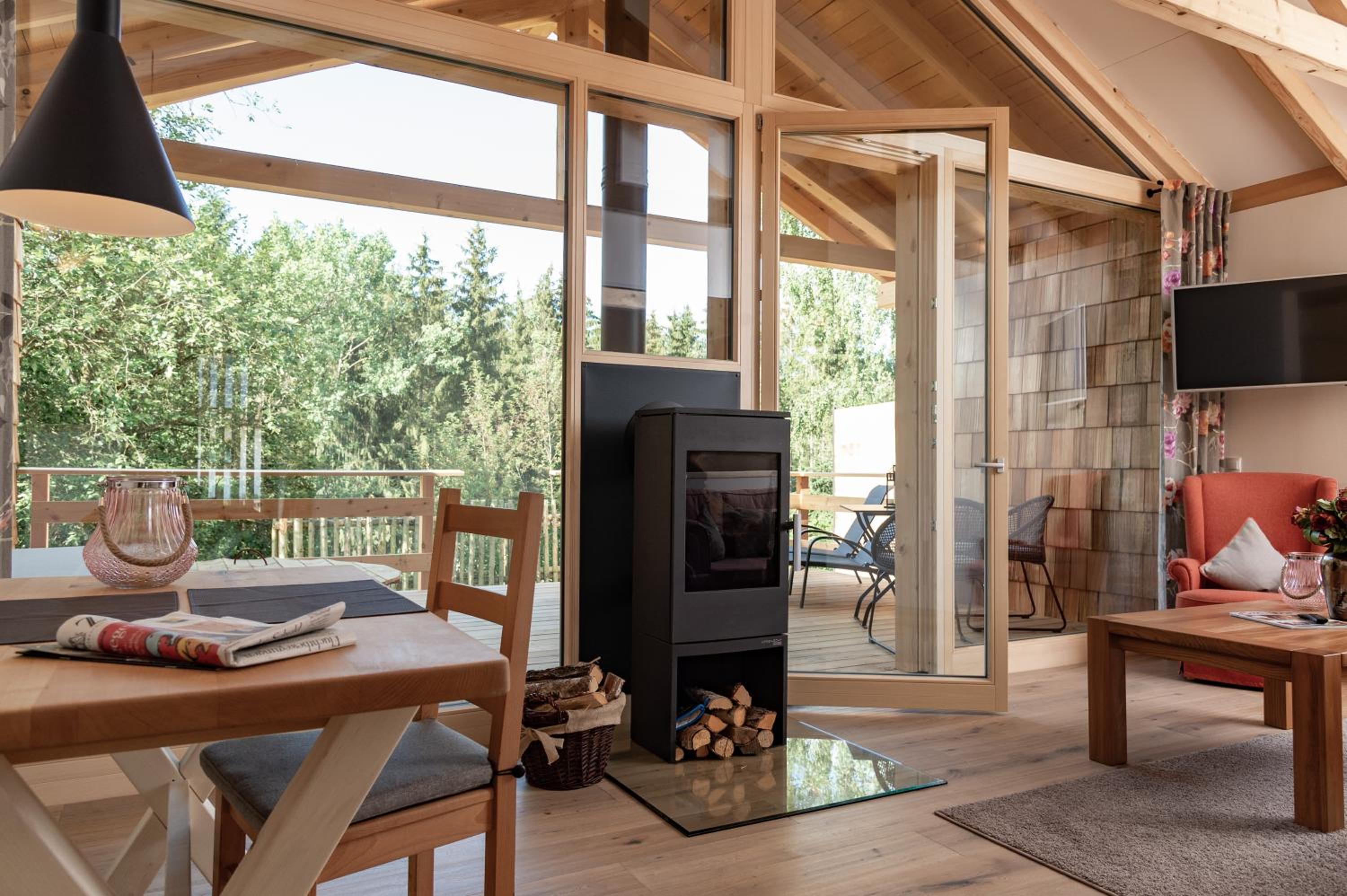 Forstgut - Premium Waldchalets und Lodge Suiten