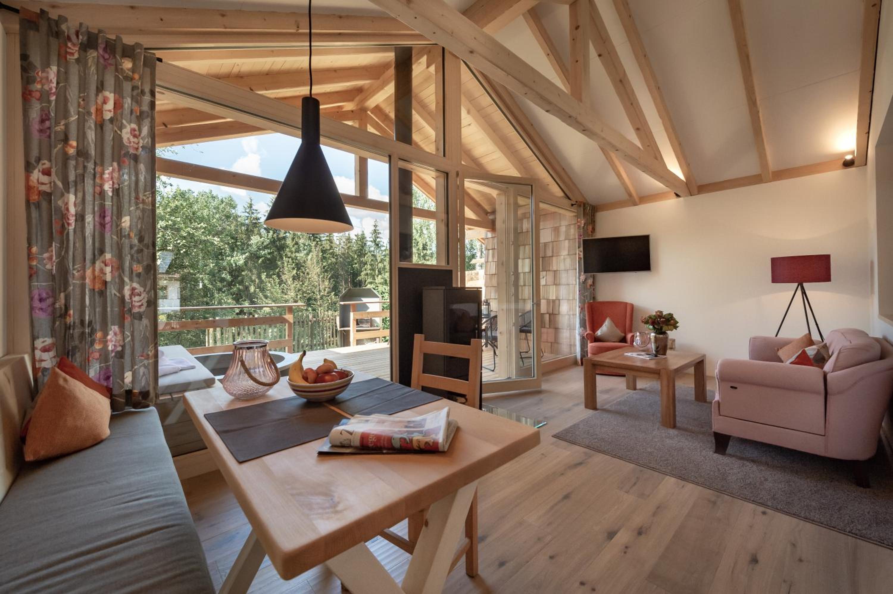 Forstgut - Premium Waldchalets und Lodge Suiten