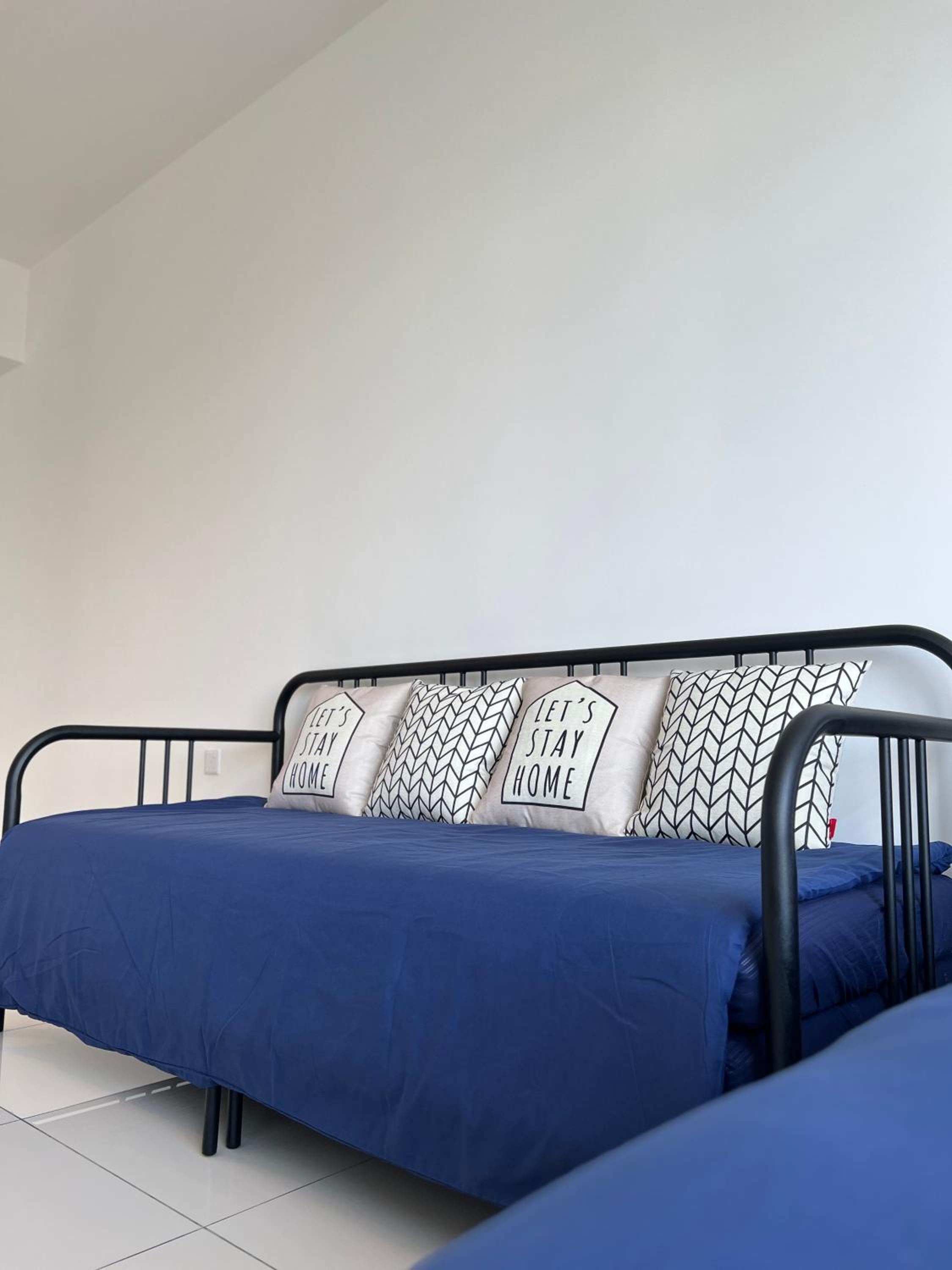 Beacon Executive Suites #Georgetown #RoofTopPool #10 view 4