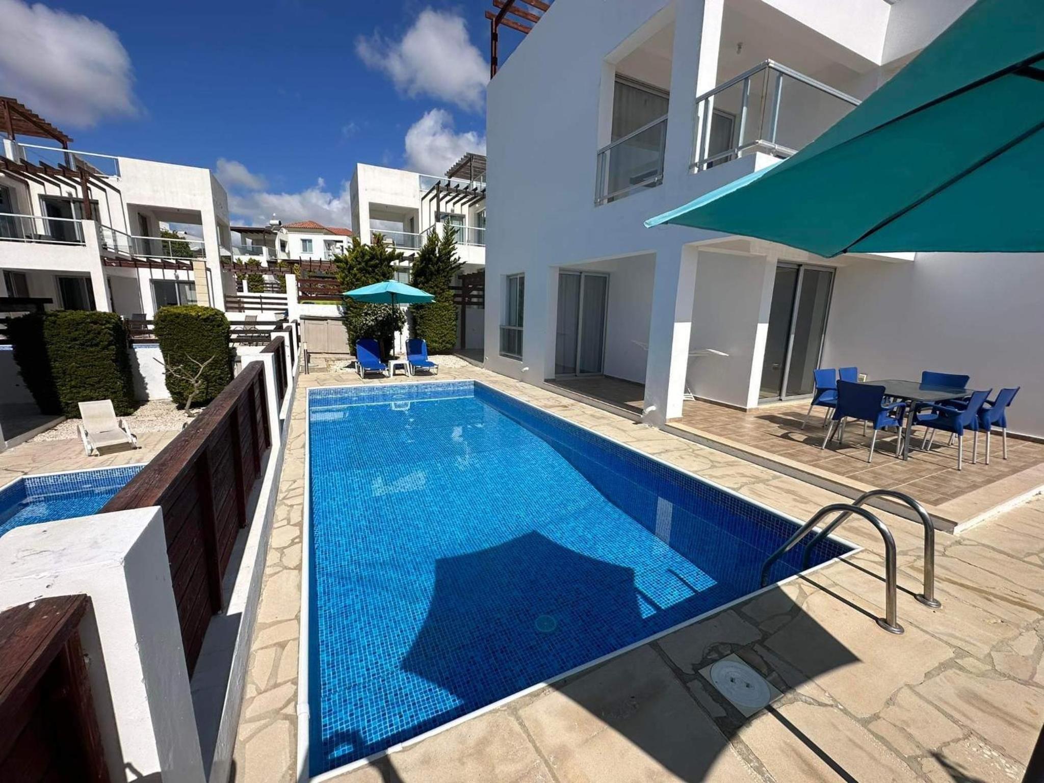 Villa Aqua Sunrise 1km From Beach With Sea Views view 3