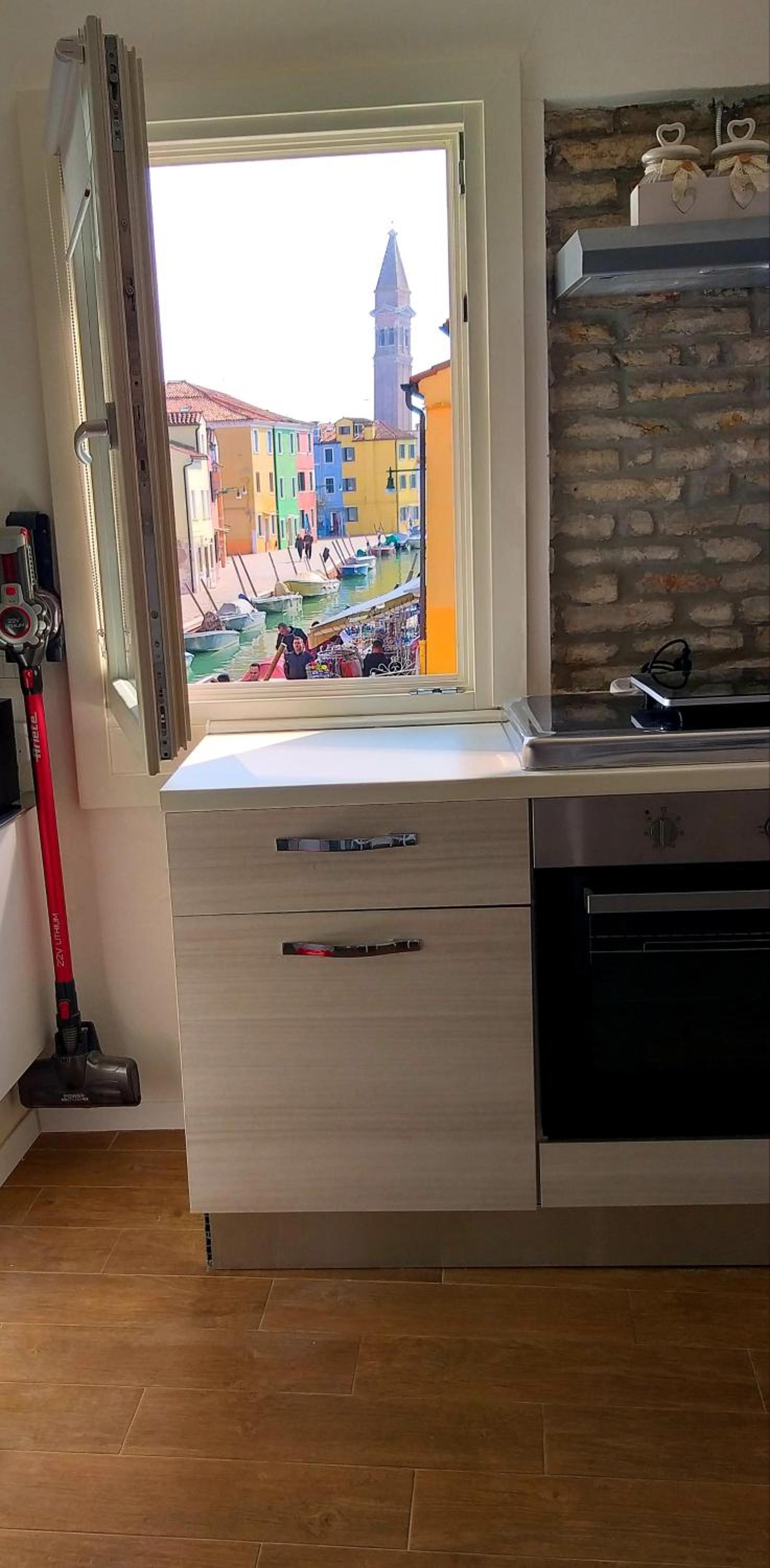 Burano Cà Comare en Burano — kitchen