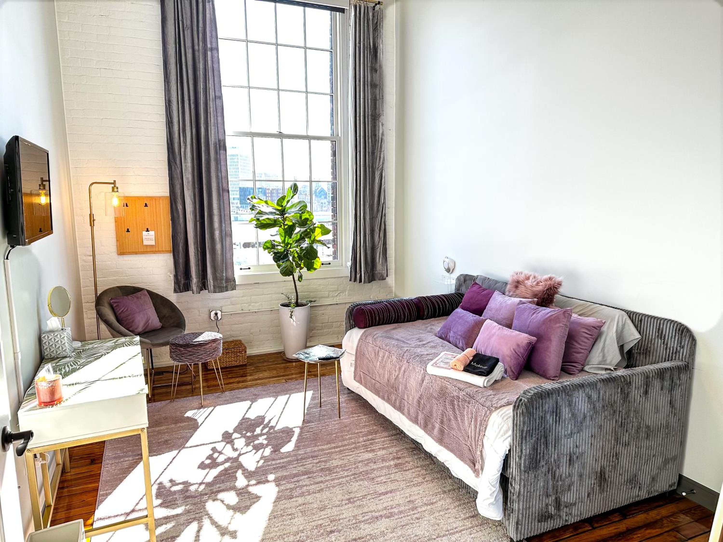 2br 2br Le Chateau 505 Lux penthouse in a Historic Building view 4