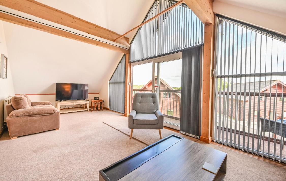 3 bed Lodge with EV point view 4