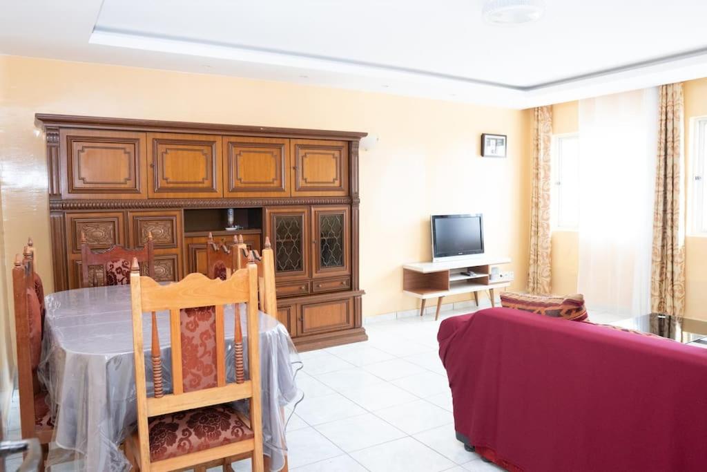 3 bedroom apt, near city center, Assomada - LCGR