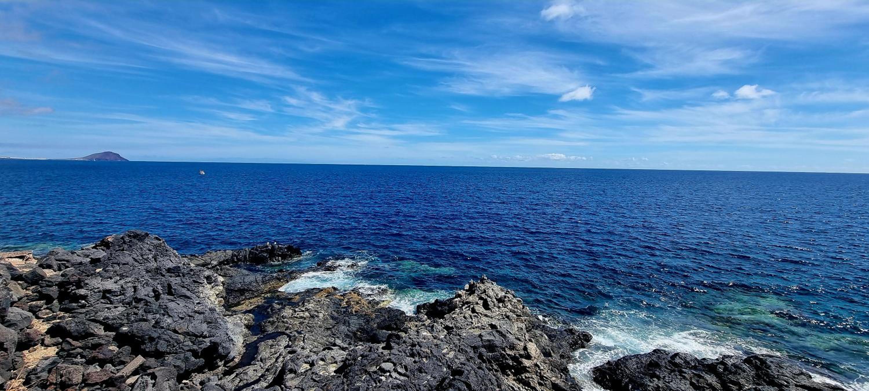 Amarilla Bay