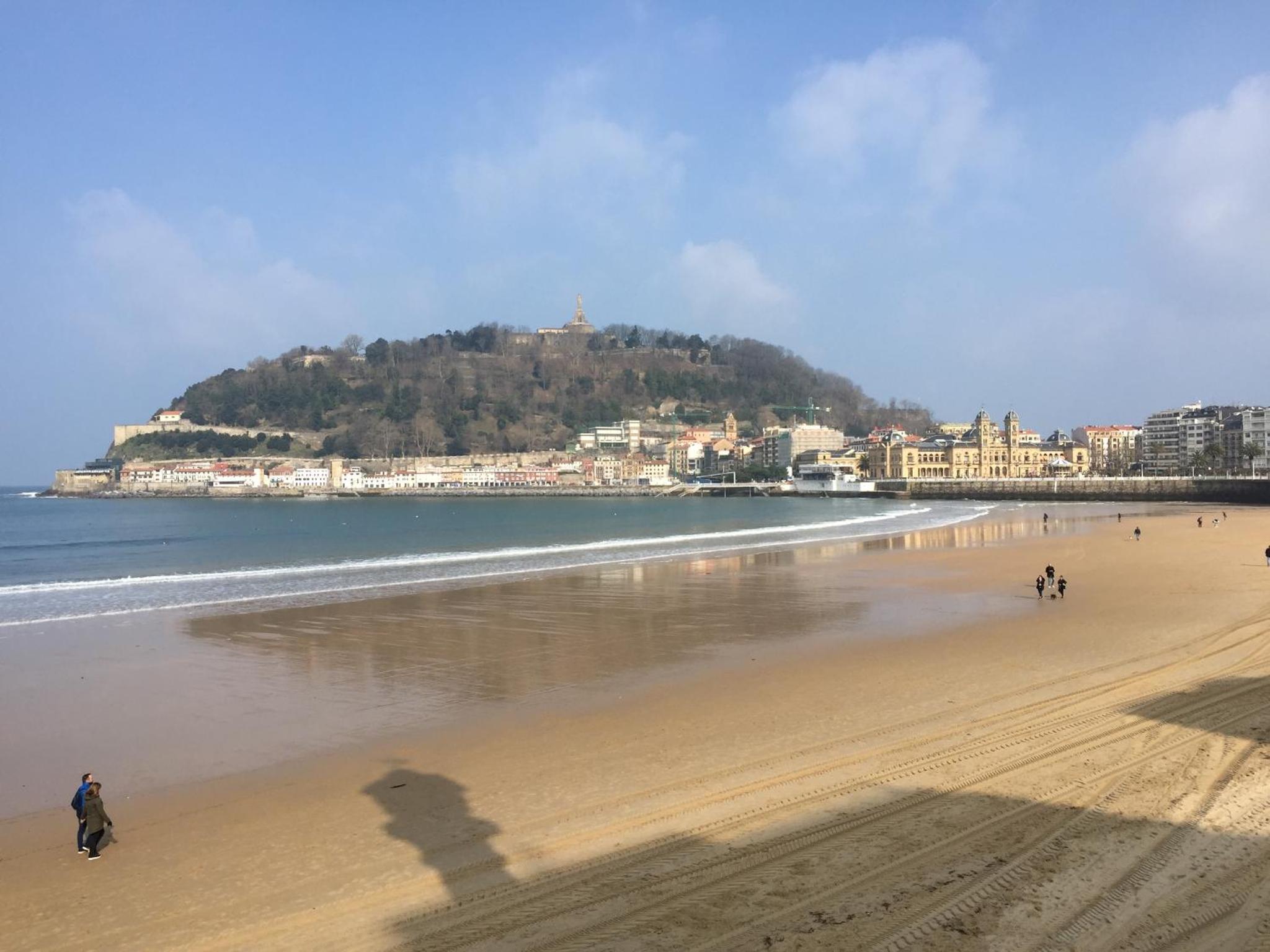 Orly a dos pasos de la playa de La Concha view 5