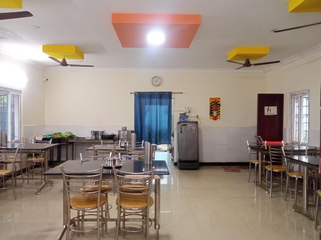 MARVEL RESIDENCY - MR ROOMS