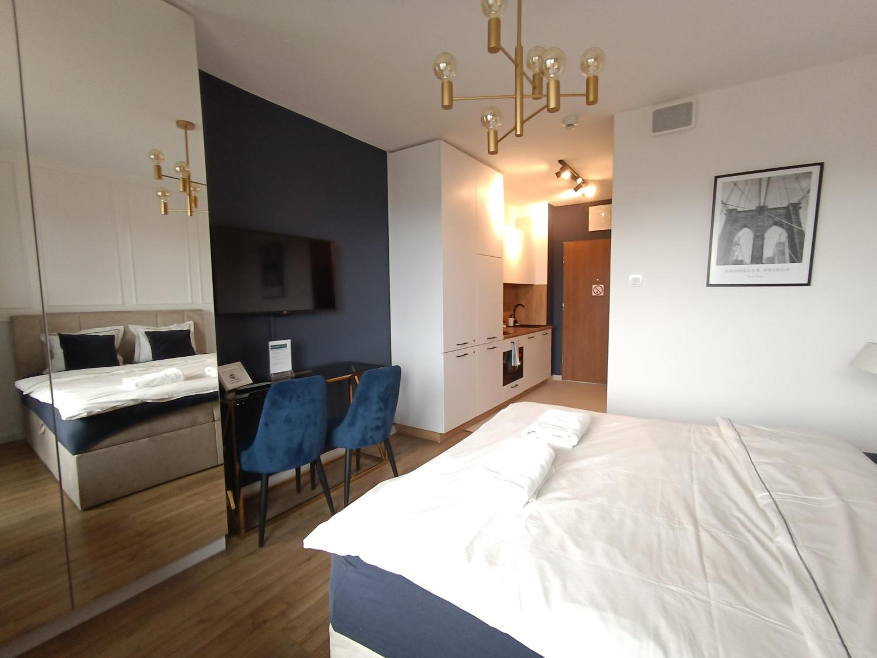Warsaw To Be - Blue Apartment view 2