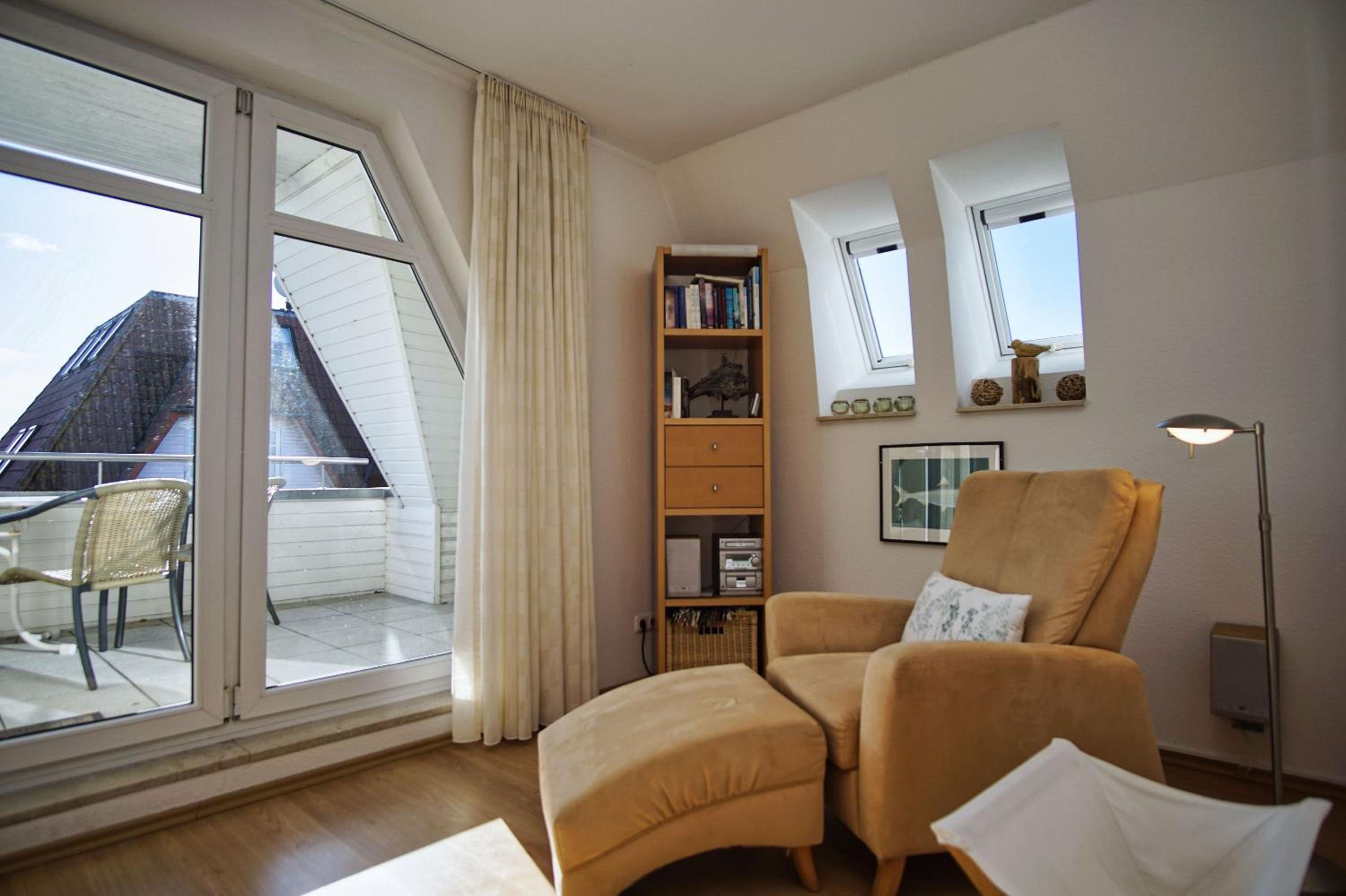 hafennahe Maisonette-Wohnung mit Meerblick, Balkon - Hafenhäuser Breege FeWo 03