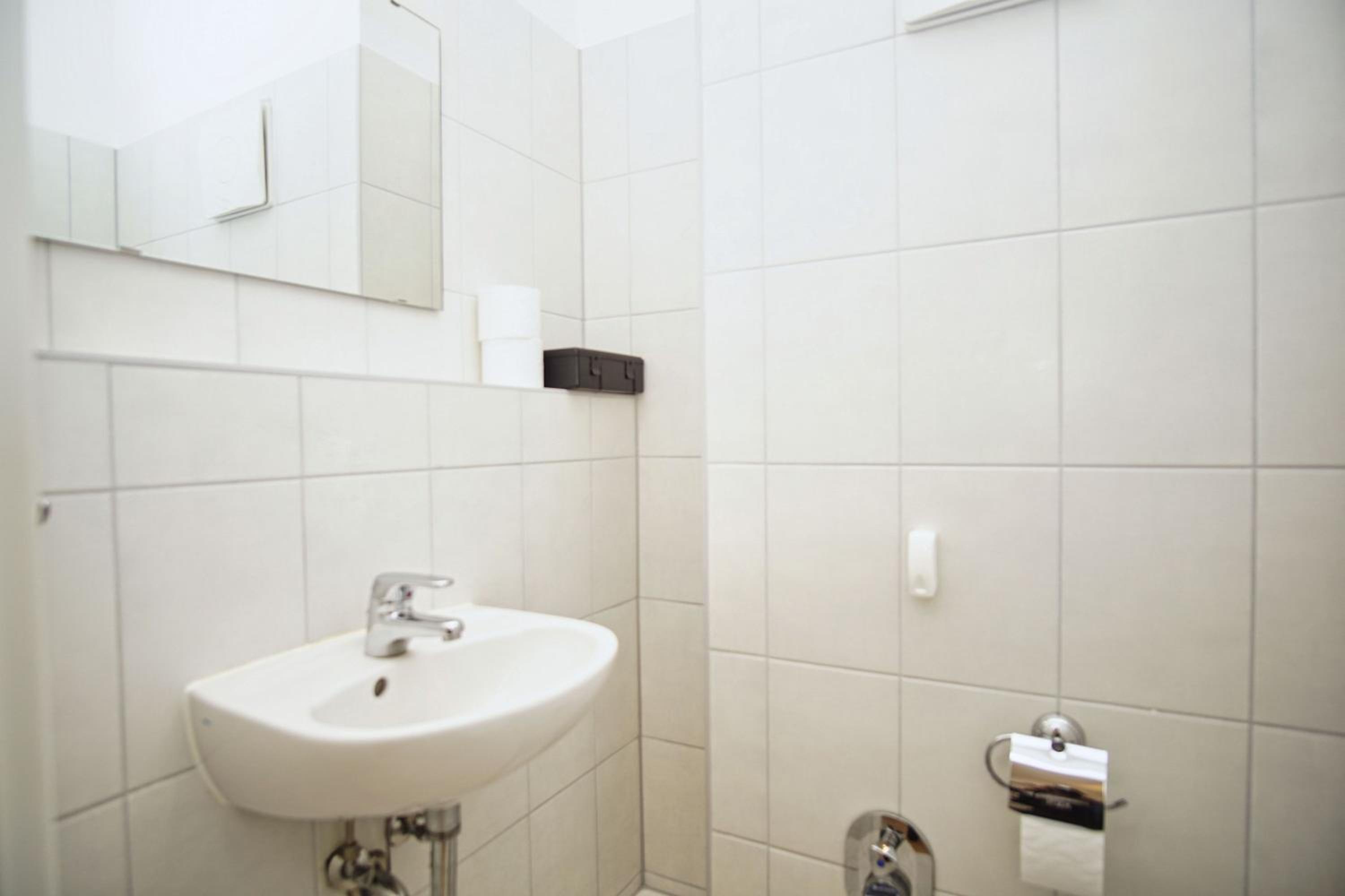 hafennahe Maisonette-Wohnung mit Meerblick, Balkon - Hafenhäuser Breege FeWo 03