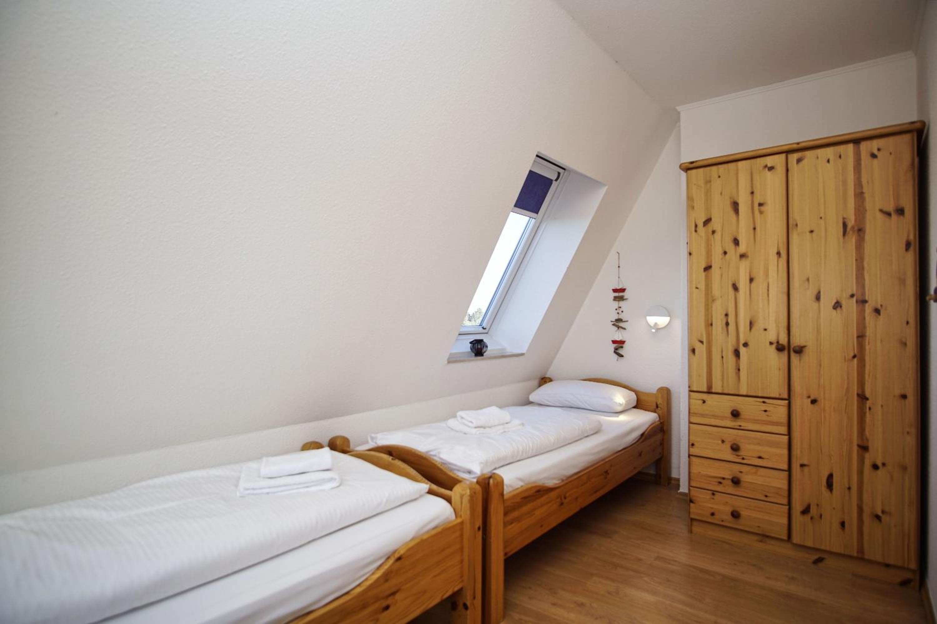 hafennahe Maisonette-Wohnung mit Meerblick, Balkon - Hafenhäuser Breege FeWo 03