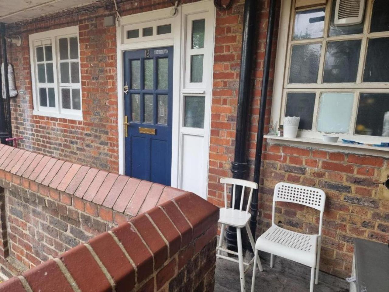 Beautiful 2 Bedroom Flat in Frampton Street