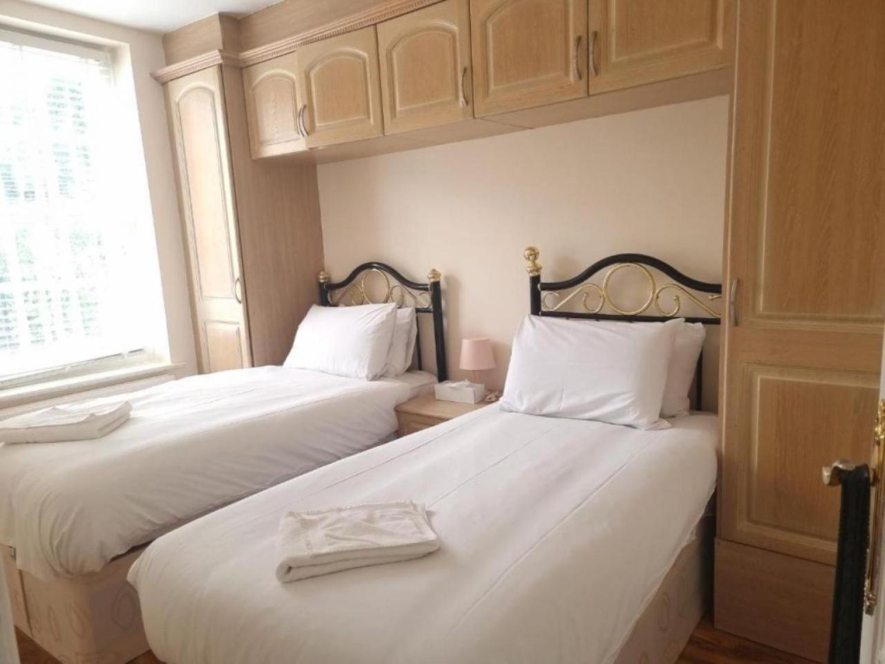 Beautiful 2 Bedroom Flat in Frampton Street