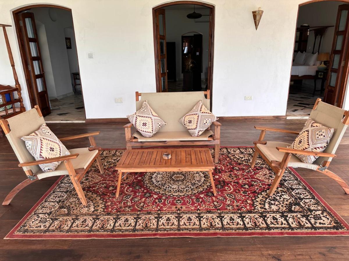 David Livingstone's Home view 4