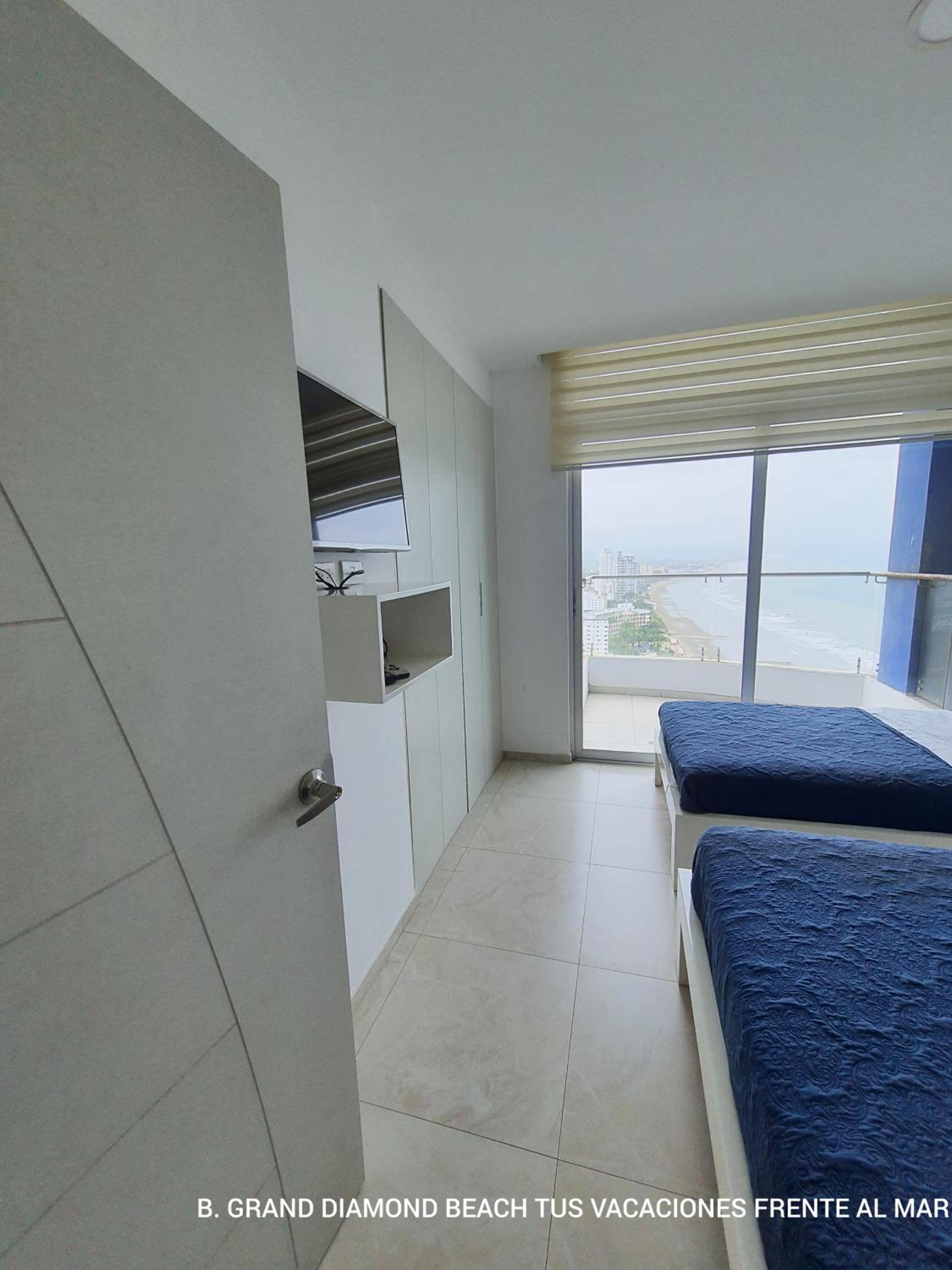 GRAND DIAMOND BEACH Tus vacaciones frente al mar view 5