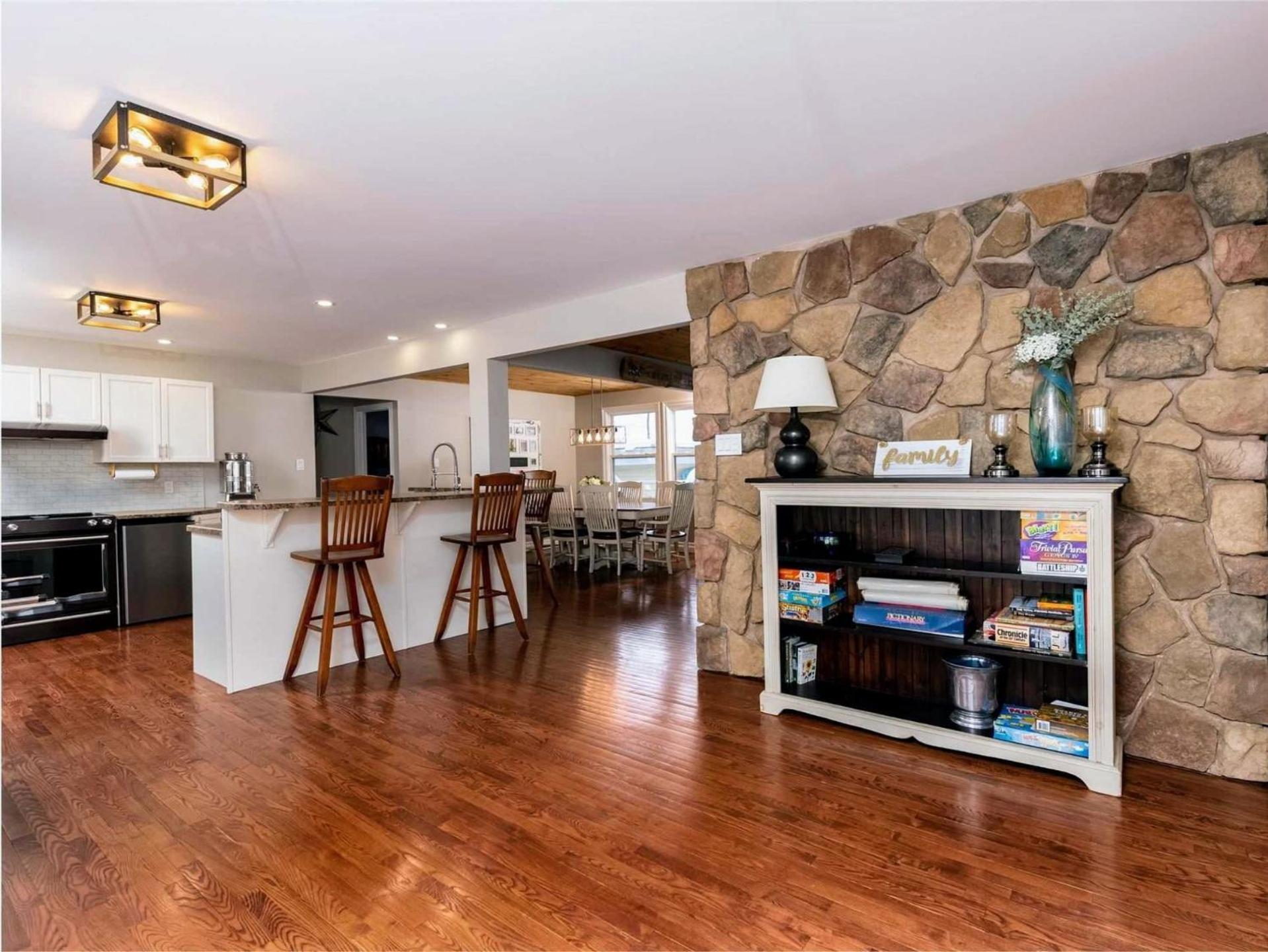 Cozy Escape, Kawarthas Cottage With Sauna