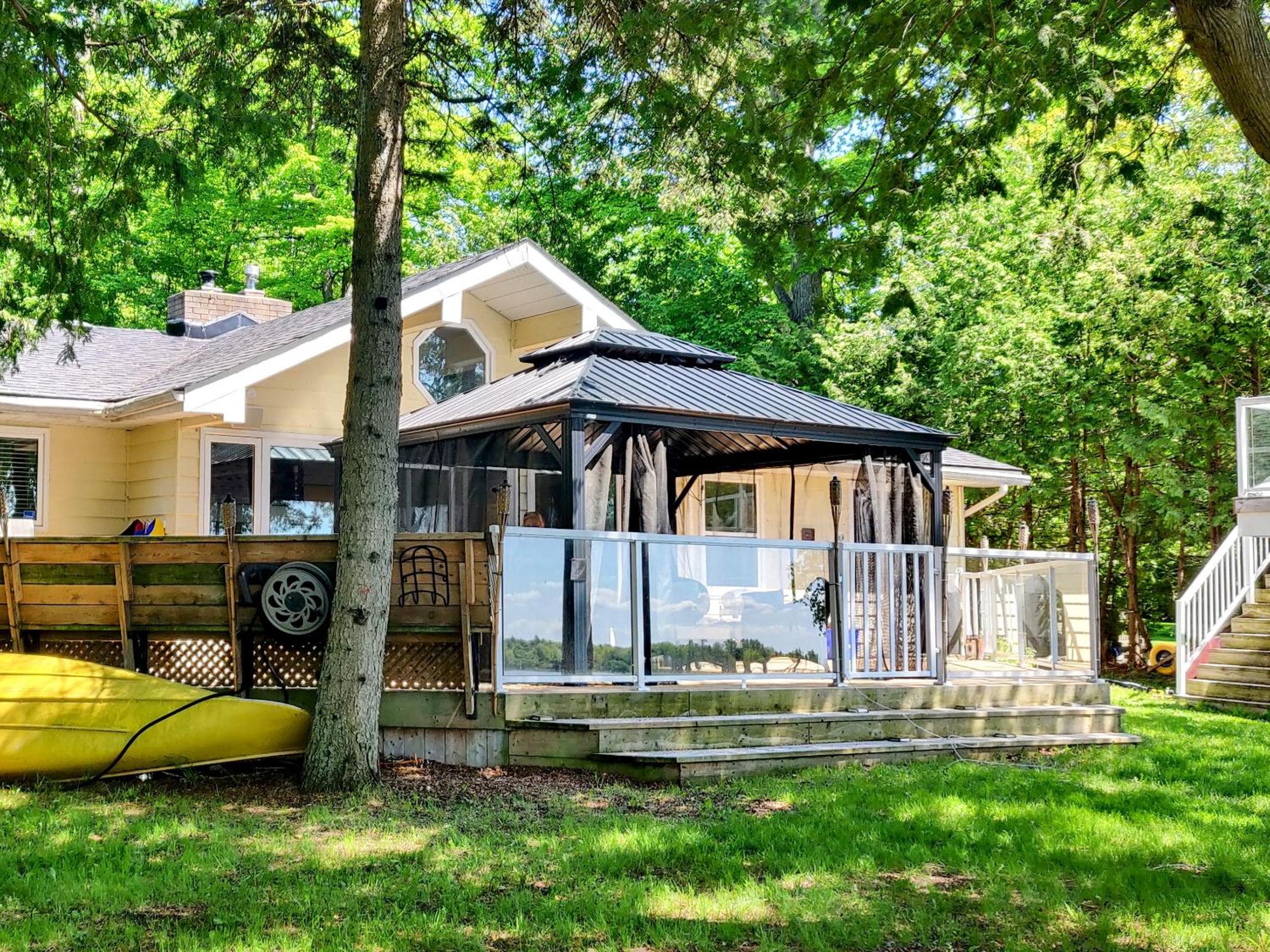 Cozy Escape, Kawarthas Cottage With Sauna