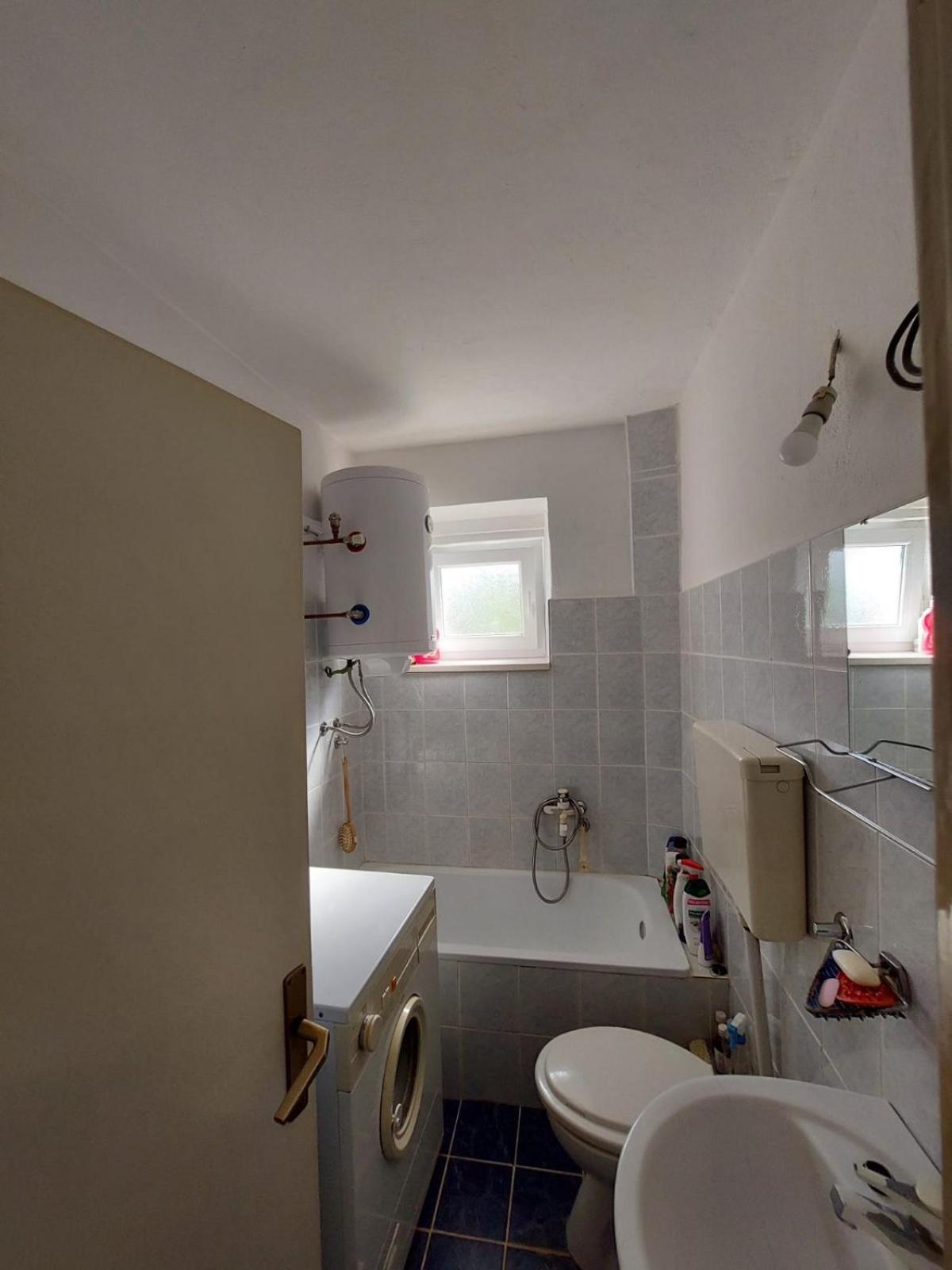 Sobe Zimmer Rooms