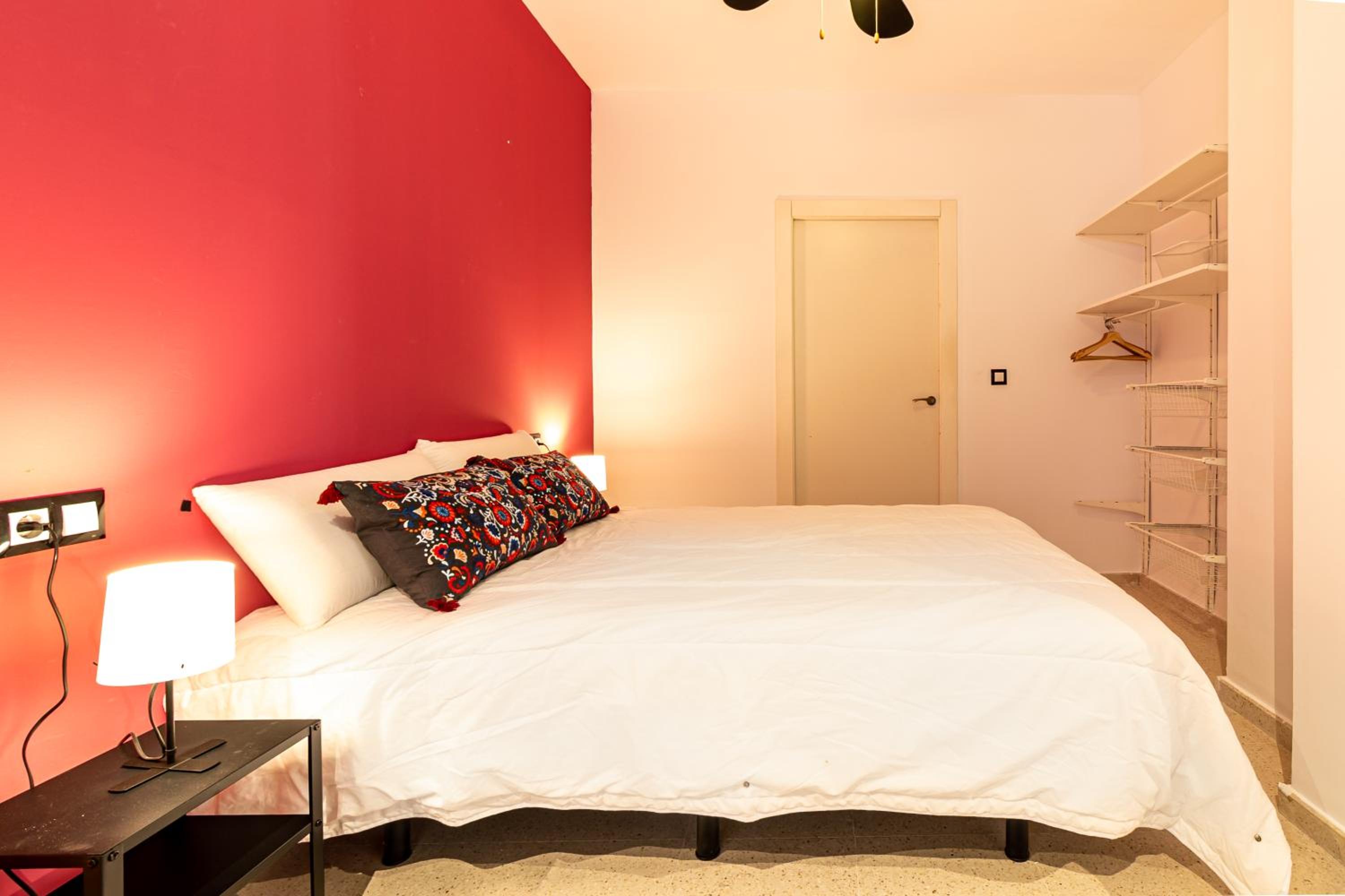 Sáenz Suites Gallery by Bossh! Apartments