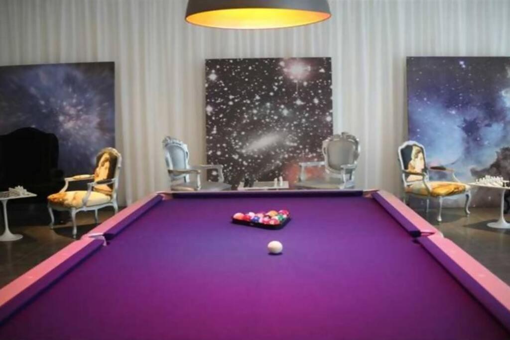 Wonderful 2/2 Condo at Icon Brickell With Pool